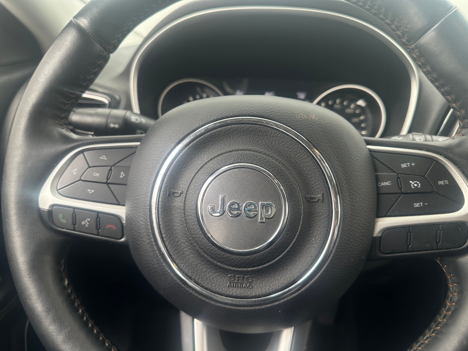 Thumbnail: 2018 Jeep Compass - 4