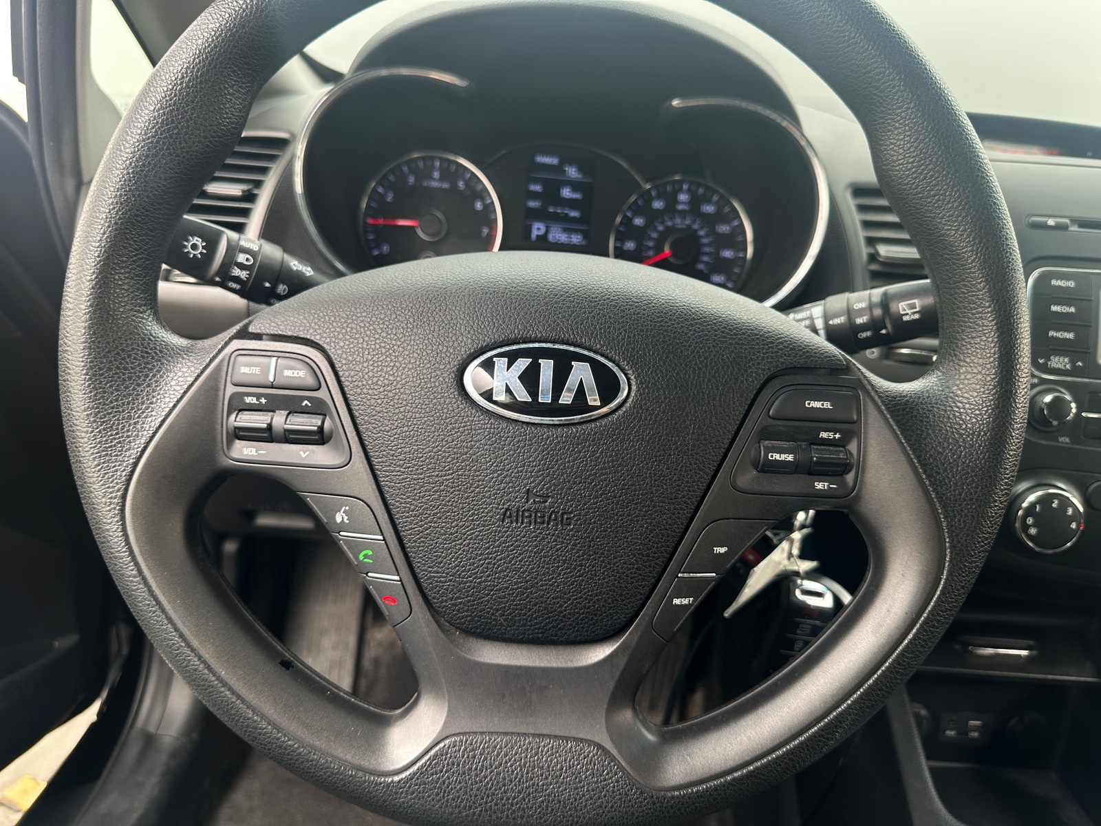 Thumbnail: 2016 Kia Forte - 5