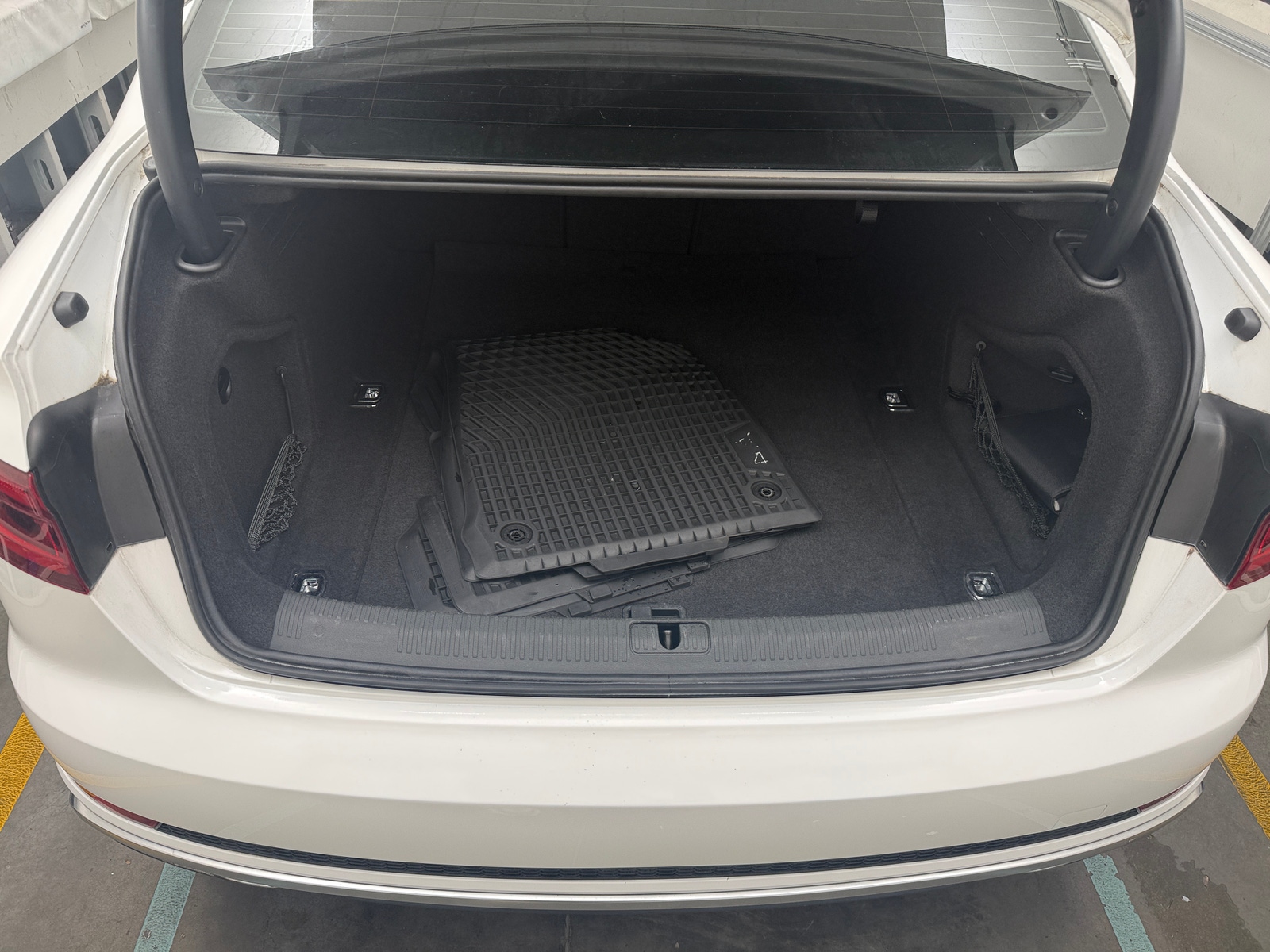 Thumbnail: 2019 Audi A4 - 6