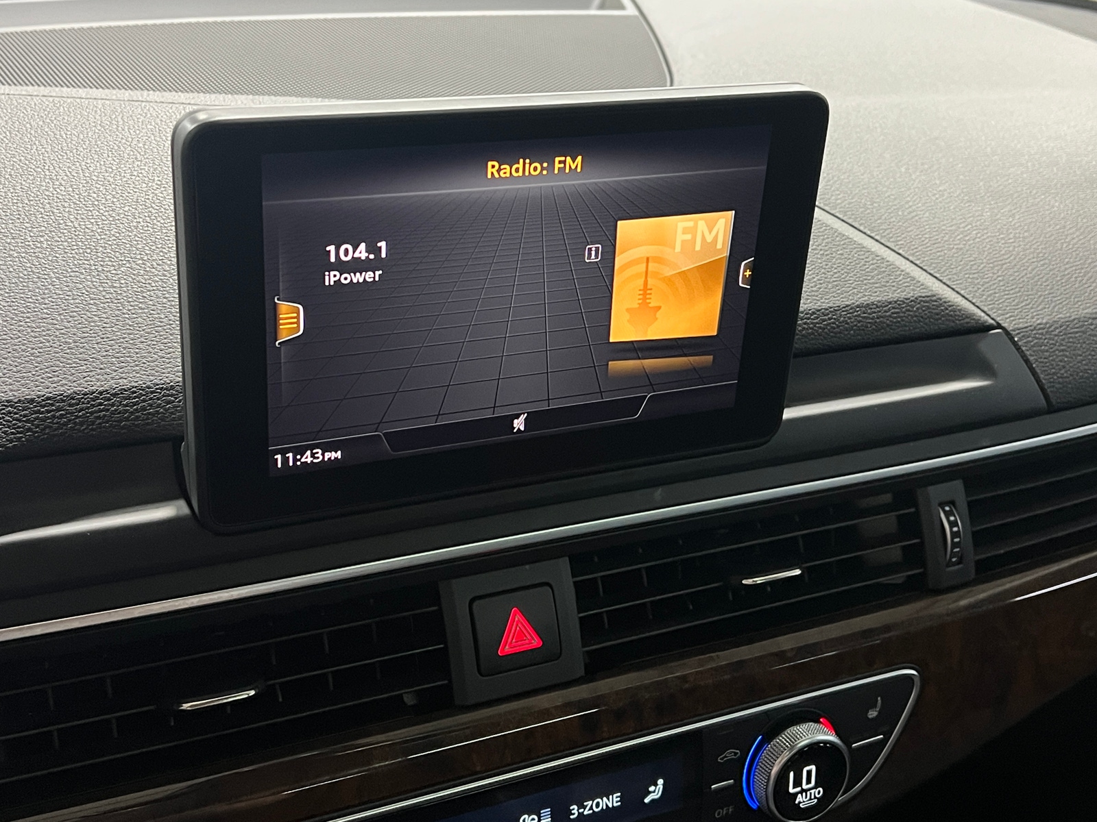 Thumbnail: 2019 Audi A4 - 3