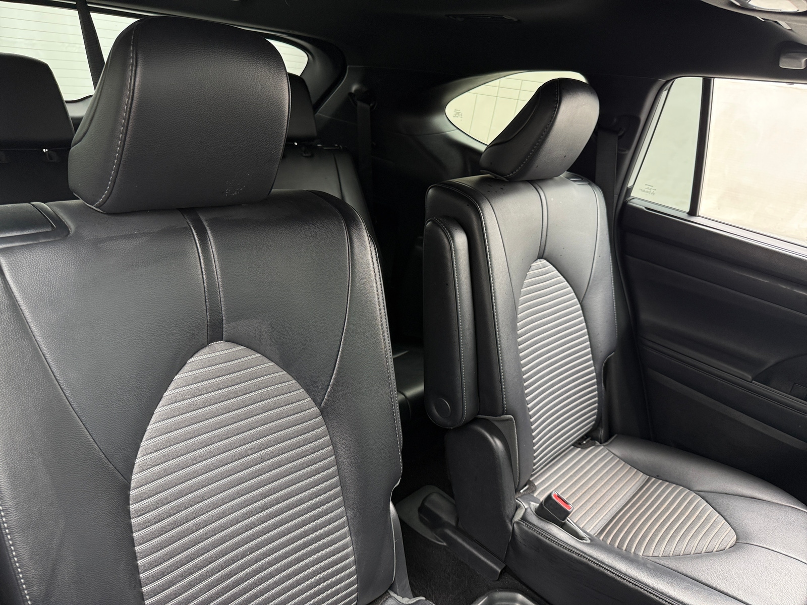 Thumbnail: 2021 Toyota Highlander - 6