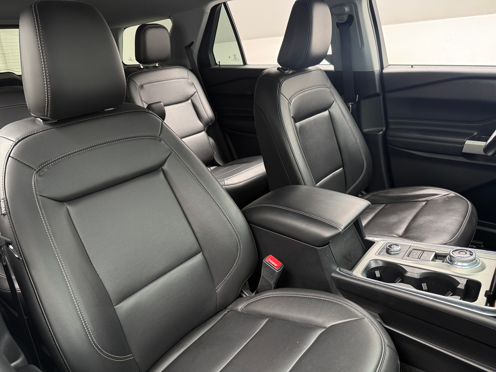 Thumbnail: 2022 Ford Explorer - 2