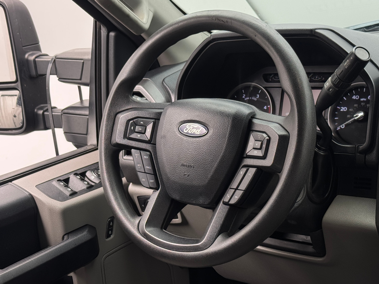Thumbnail: 2020 Ford Econoline - 5