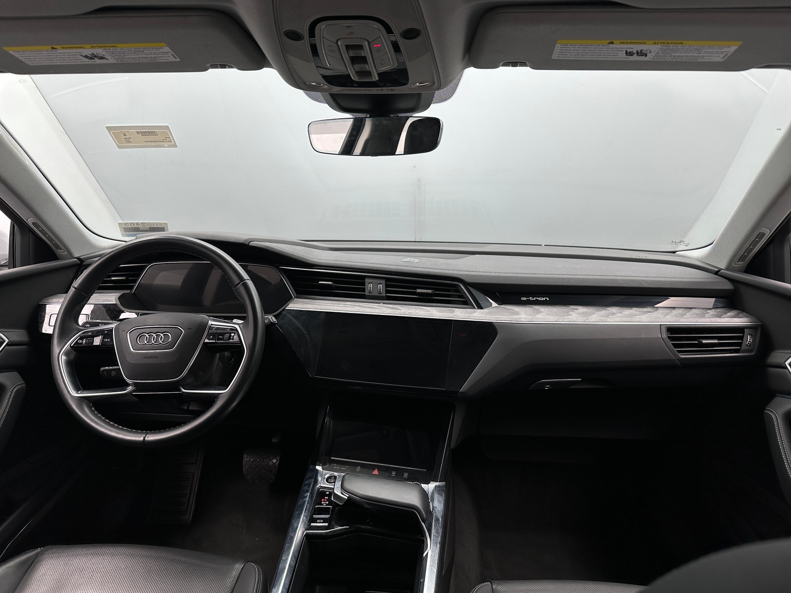 Thumbnail: 2022 Audi e-tron - 2