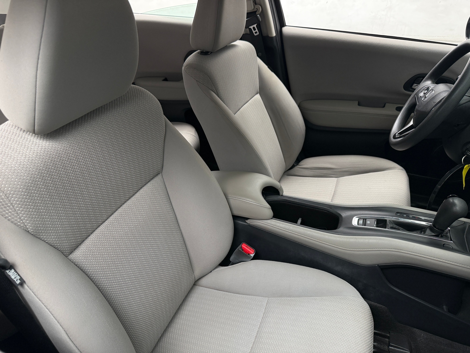 Thumbnail: 2017 Honda HR-V - 2
