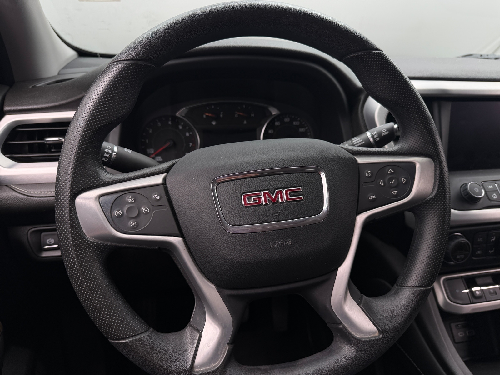 Thumbnail: 2023 GMC Acadia - 5