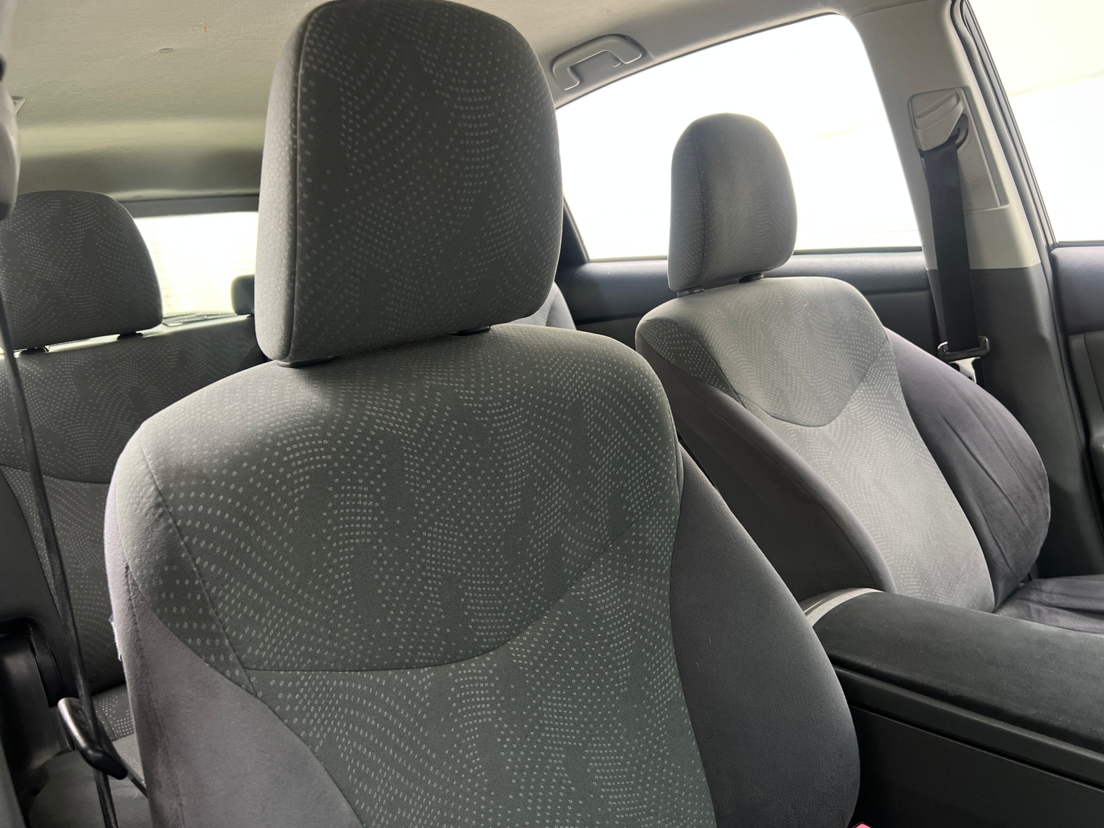 Thumbnail: 2013 Toyota Prius v - 2
