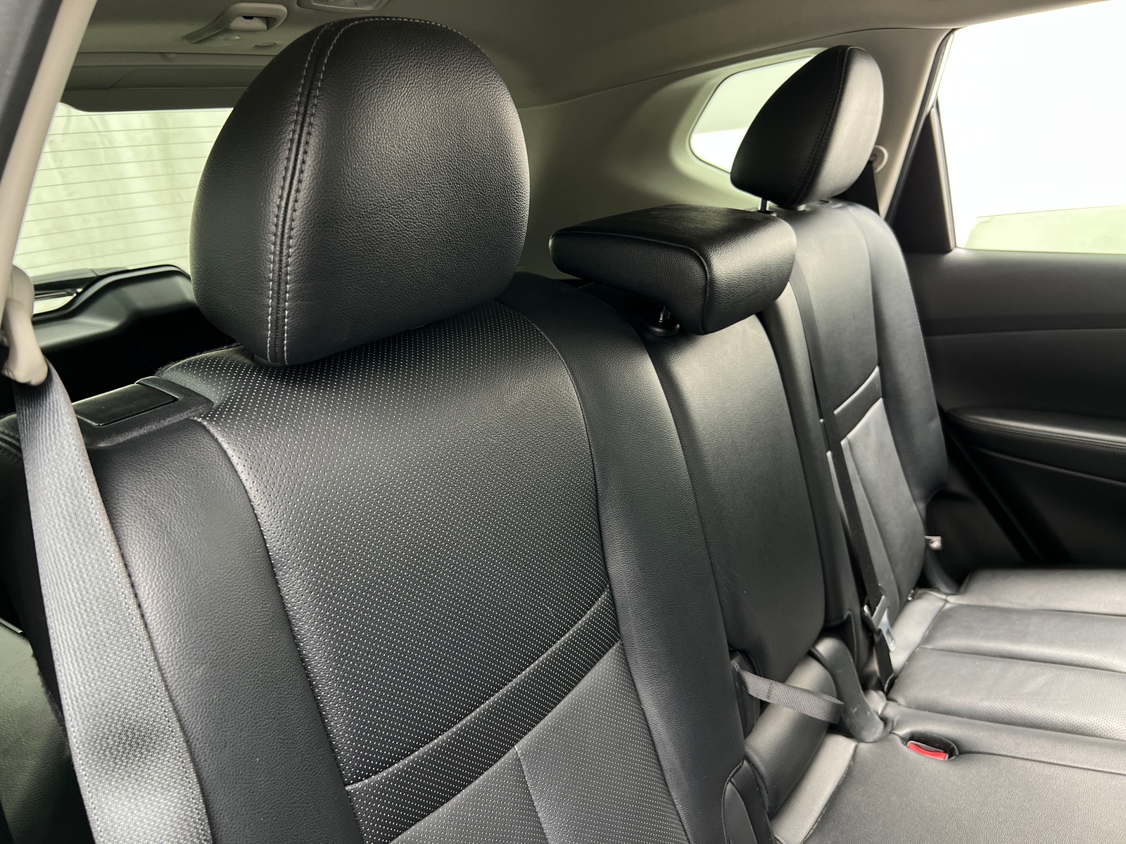 Thumbnail: 2020 Nissan Rogue - 5
