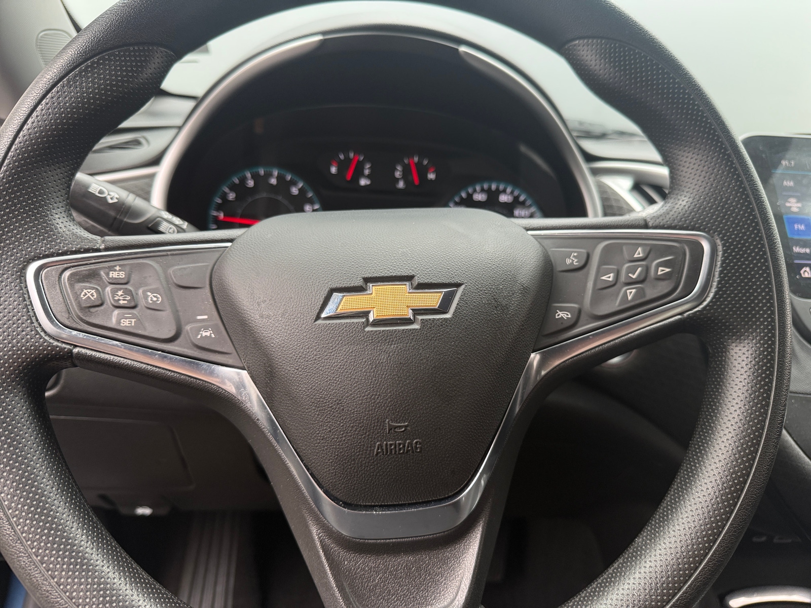 Thumbnail: 2024 Chevrolet Malibu - 5