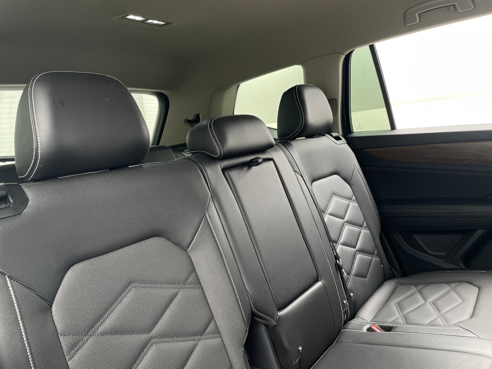 Thumbnail: 2024 Volkswagen Atlas - 5