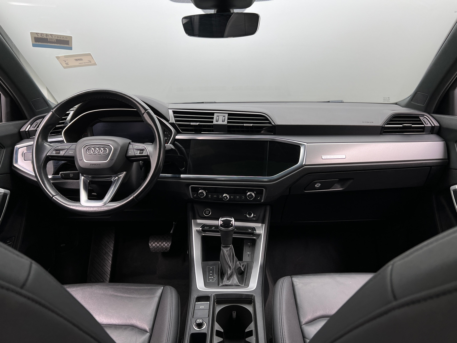 Thumbnail: 2023 Audi Q3 - 2