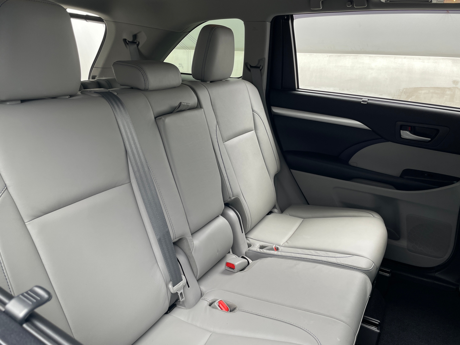 Thumbnail: 2018 Toyota Highlander - 5