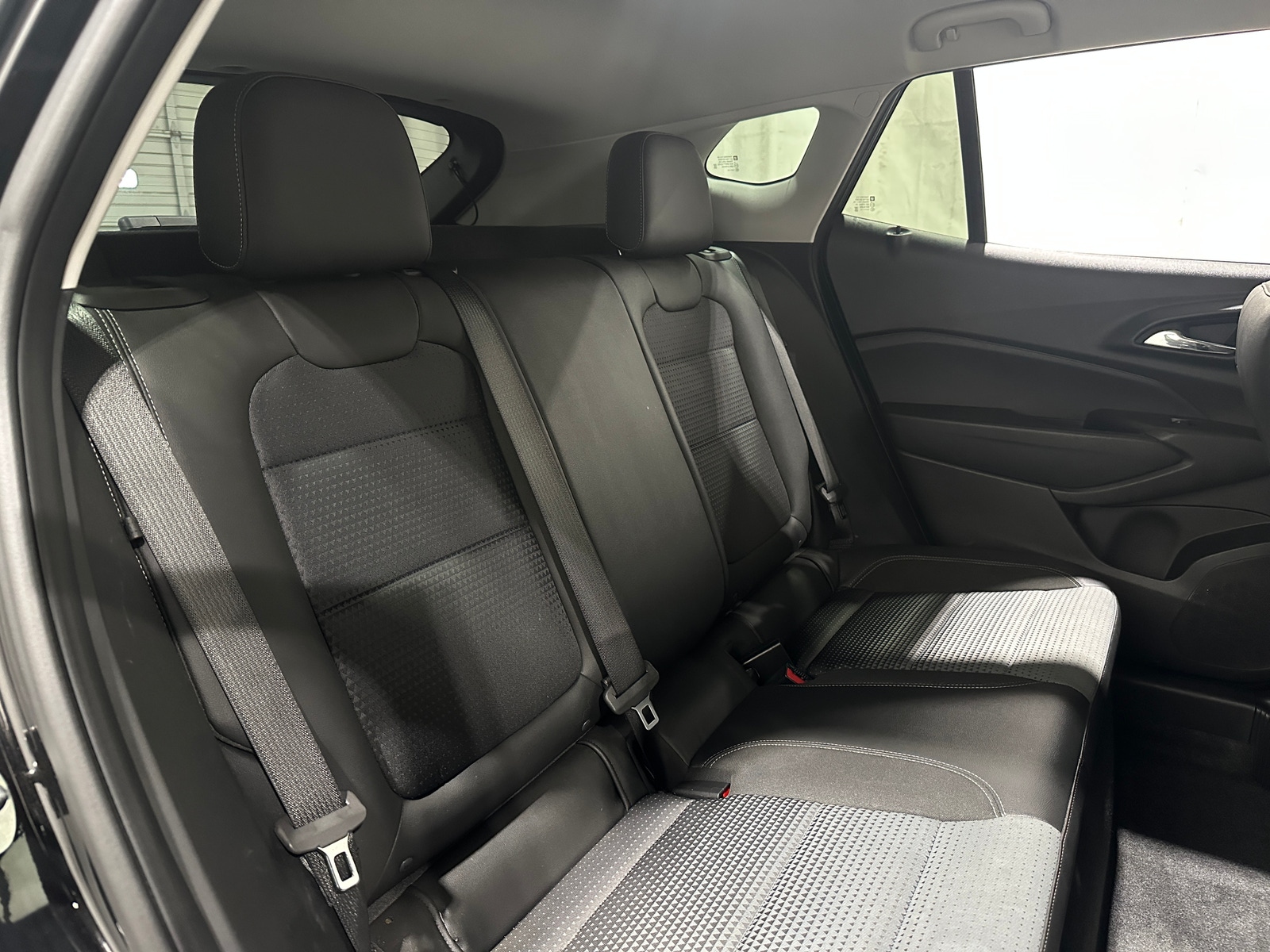 Thumbnail: 2025 Chevrolet Trax - 6