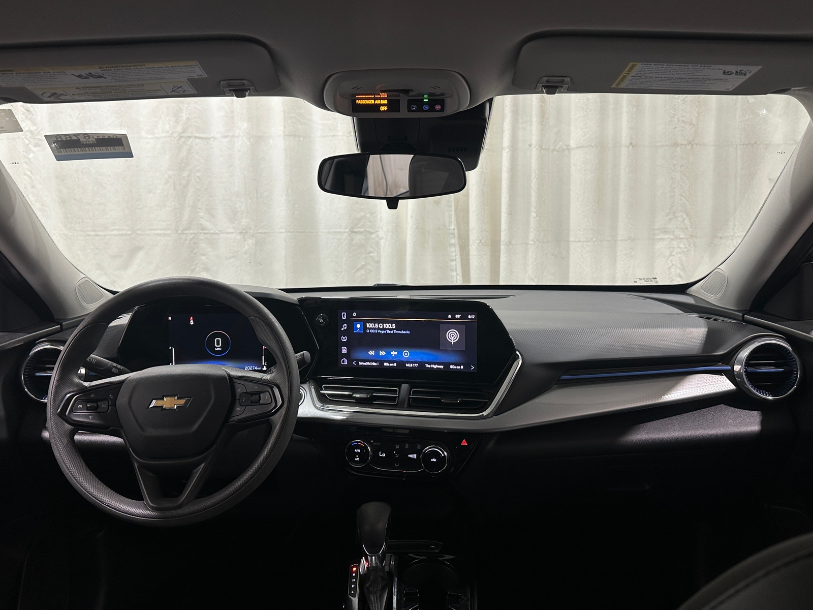 Thumbnail: 2025 Chevrolet Trax - 3