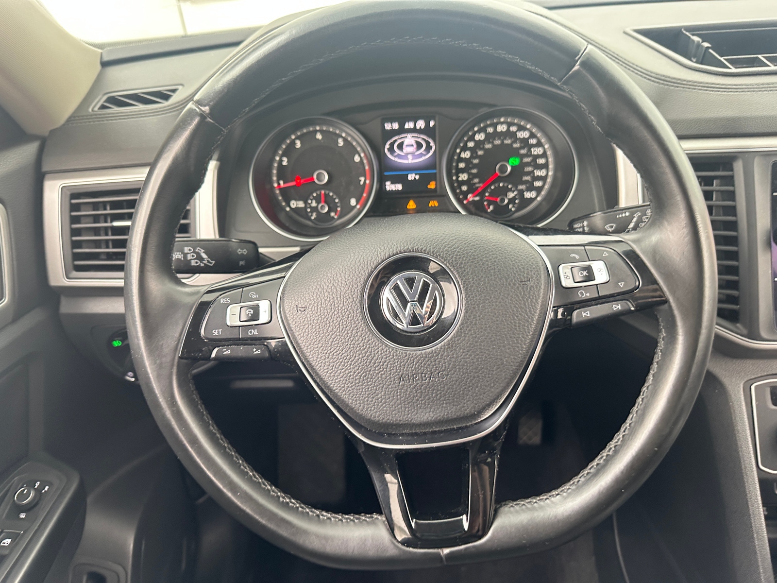 Thumbnail: 2018 Volkswagen Atlas - 5