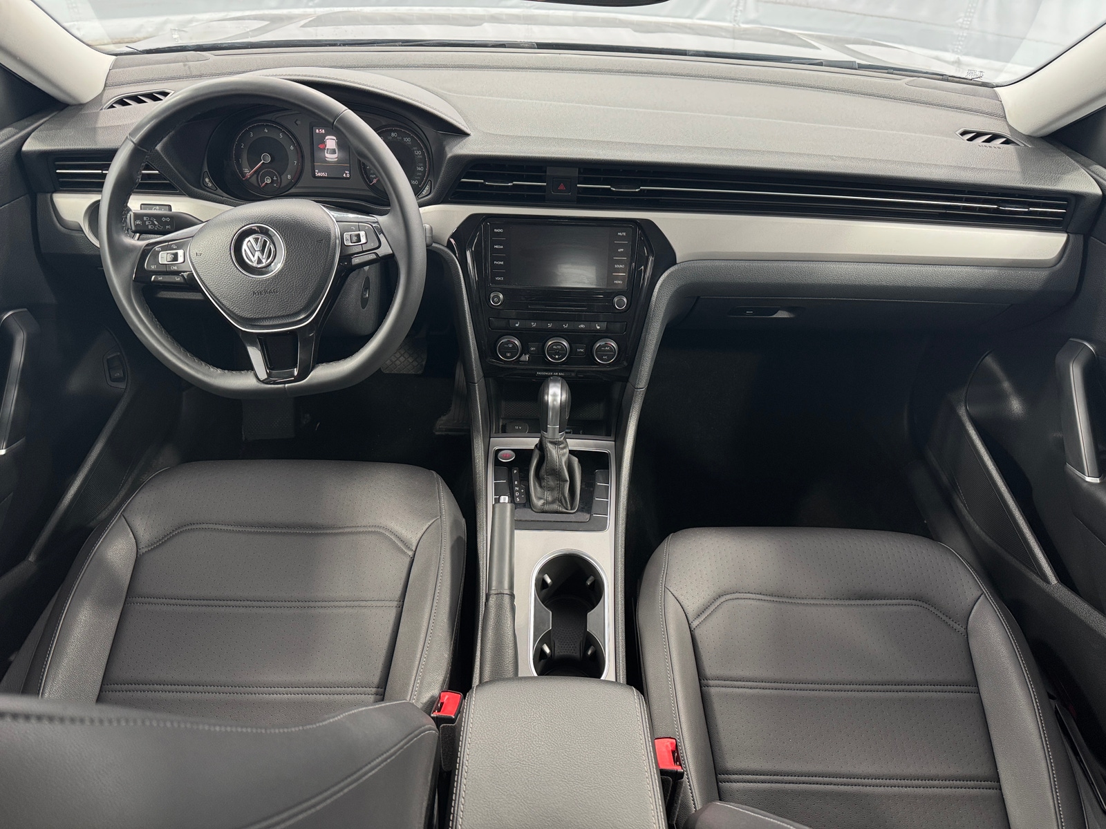 Thumbnail: 2021 Volkswagen Passat - 2