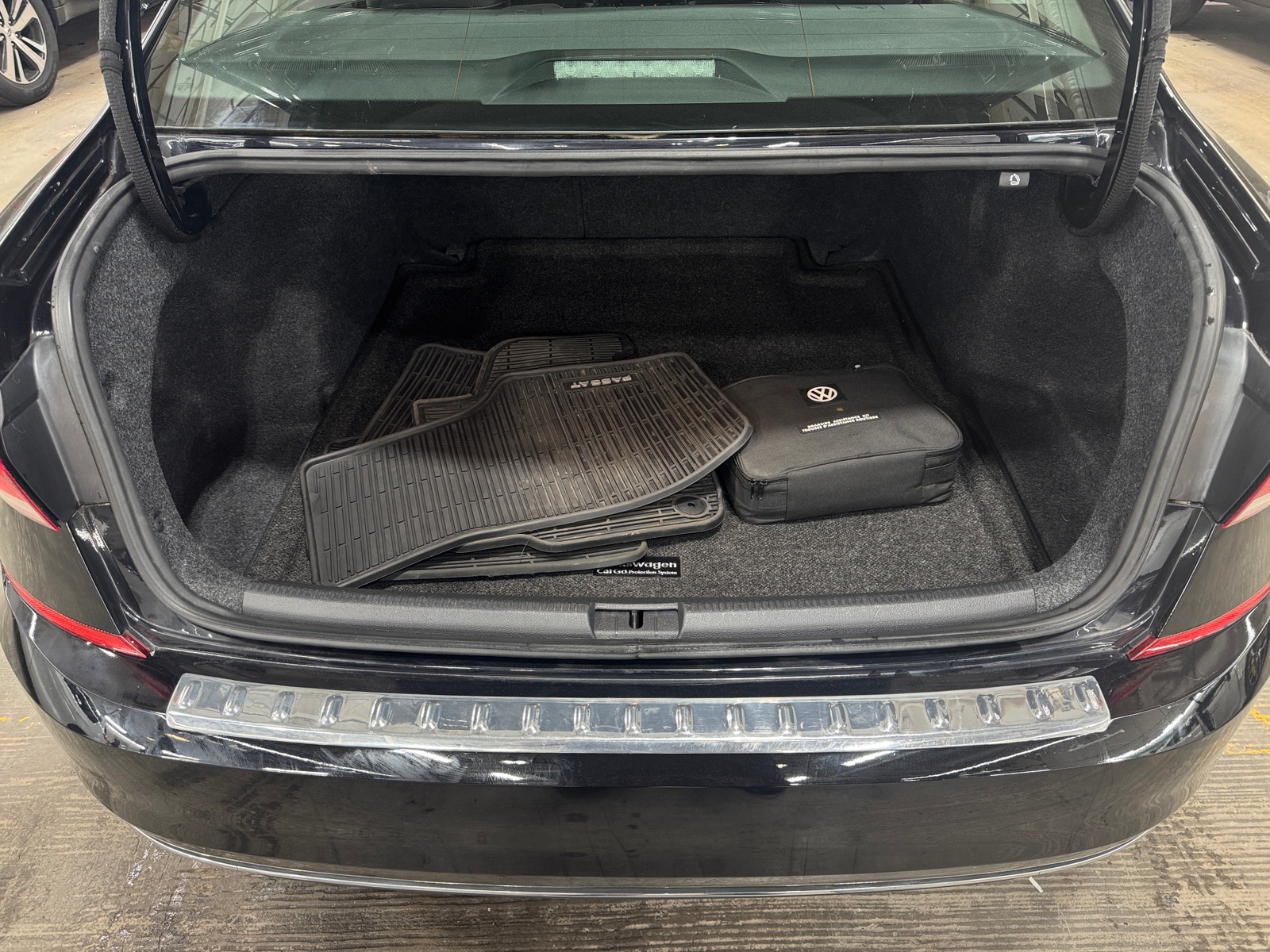Thumbnail: 2021 Volkswagen Passat - 6