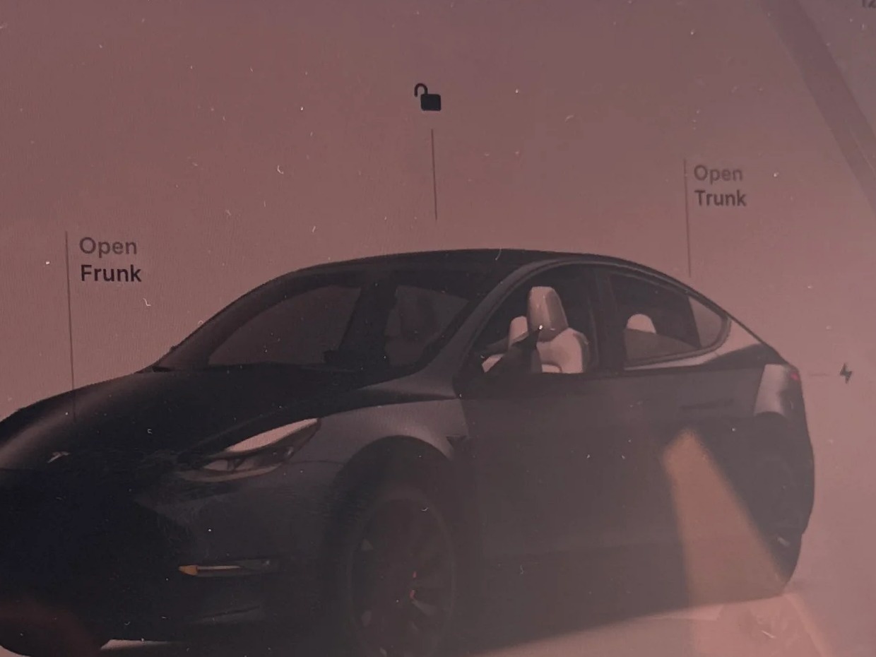 Thumbnail: 2024 Tesla Model Y - 3