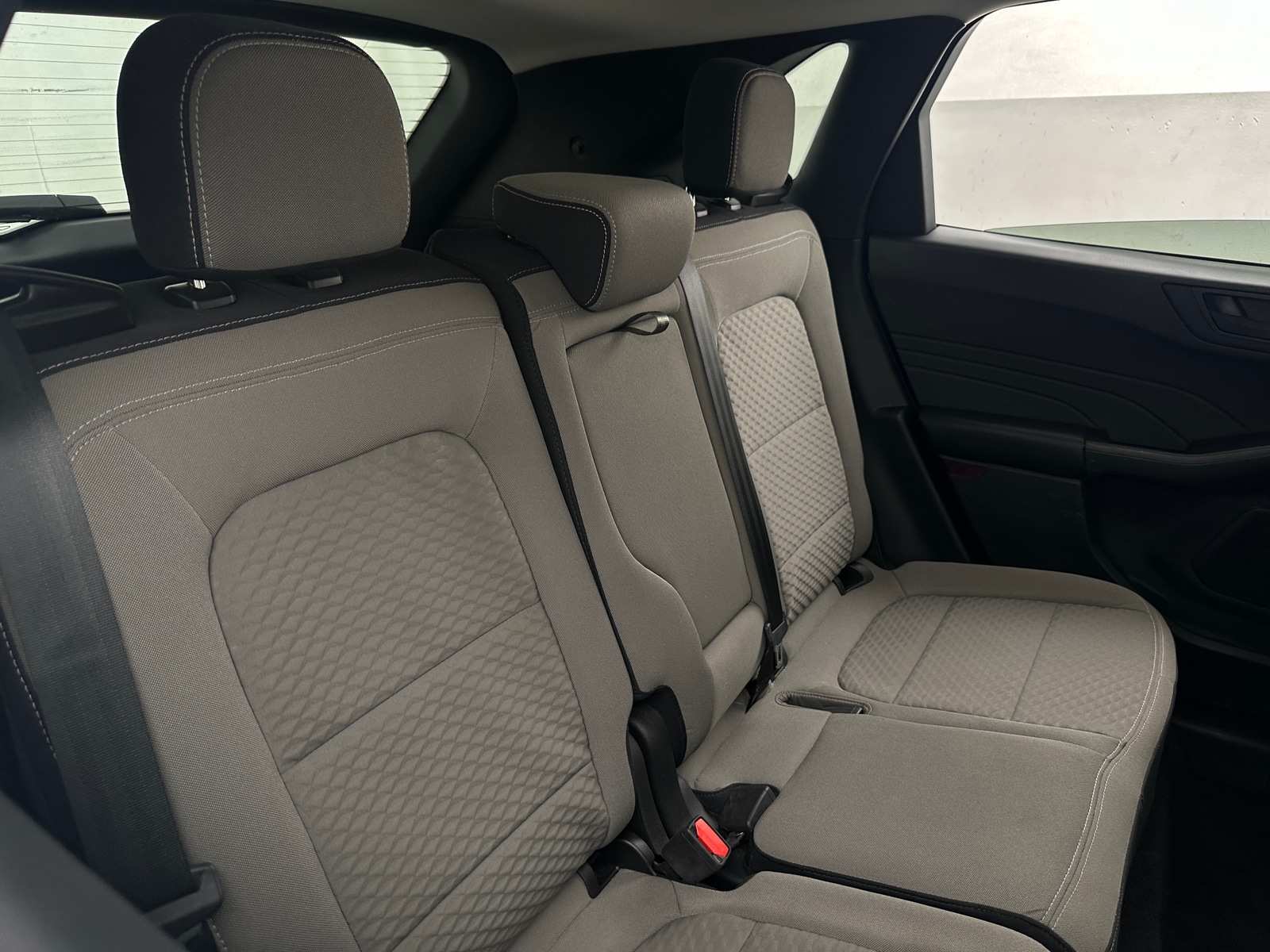 Thumbnail: 2022 Ford Escape - 6