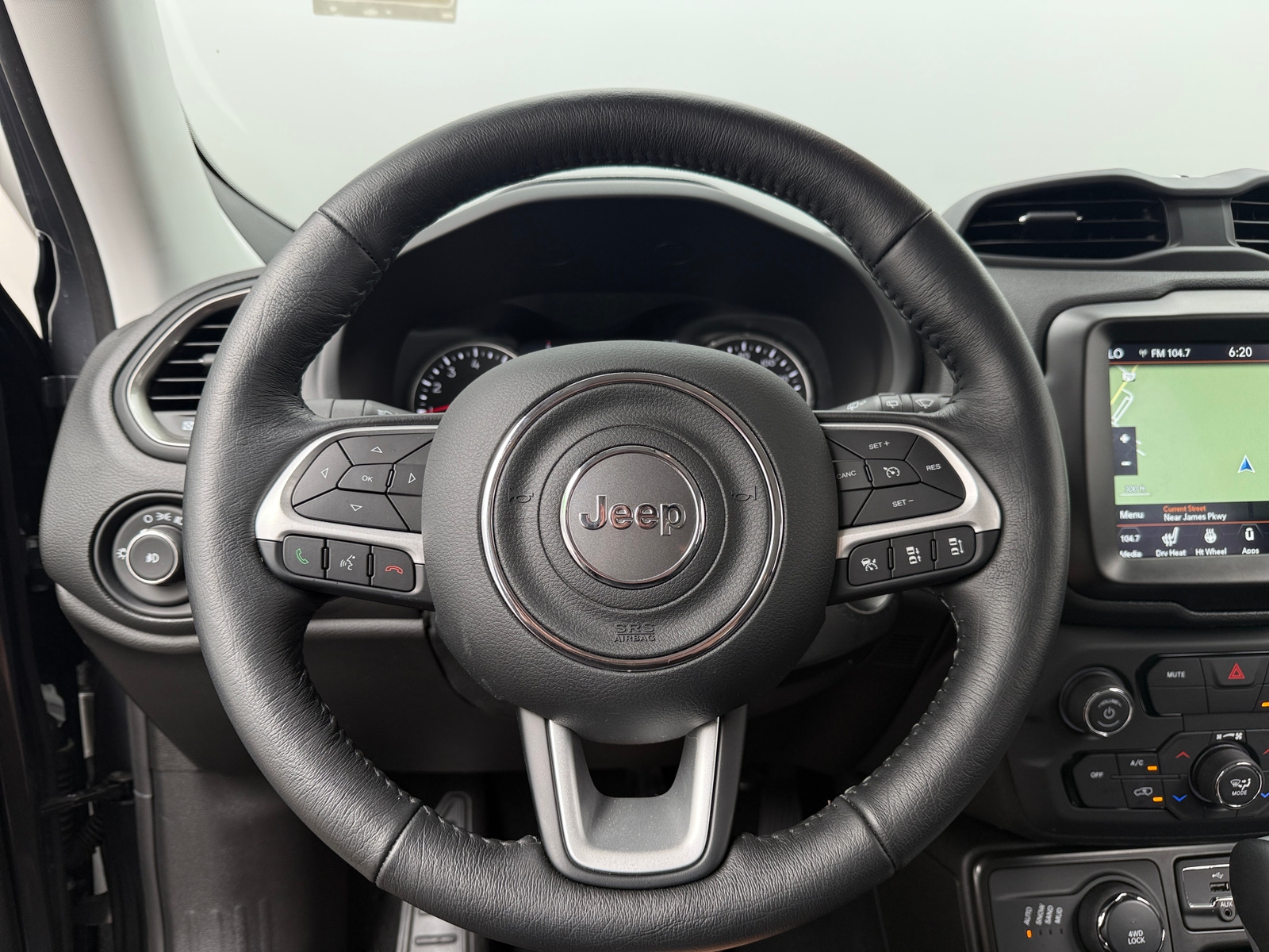 Thumbnail: 2023 Jeep Renegade - 4