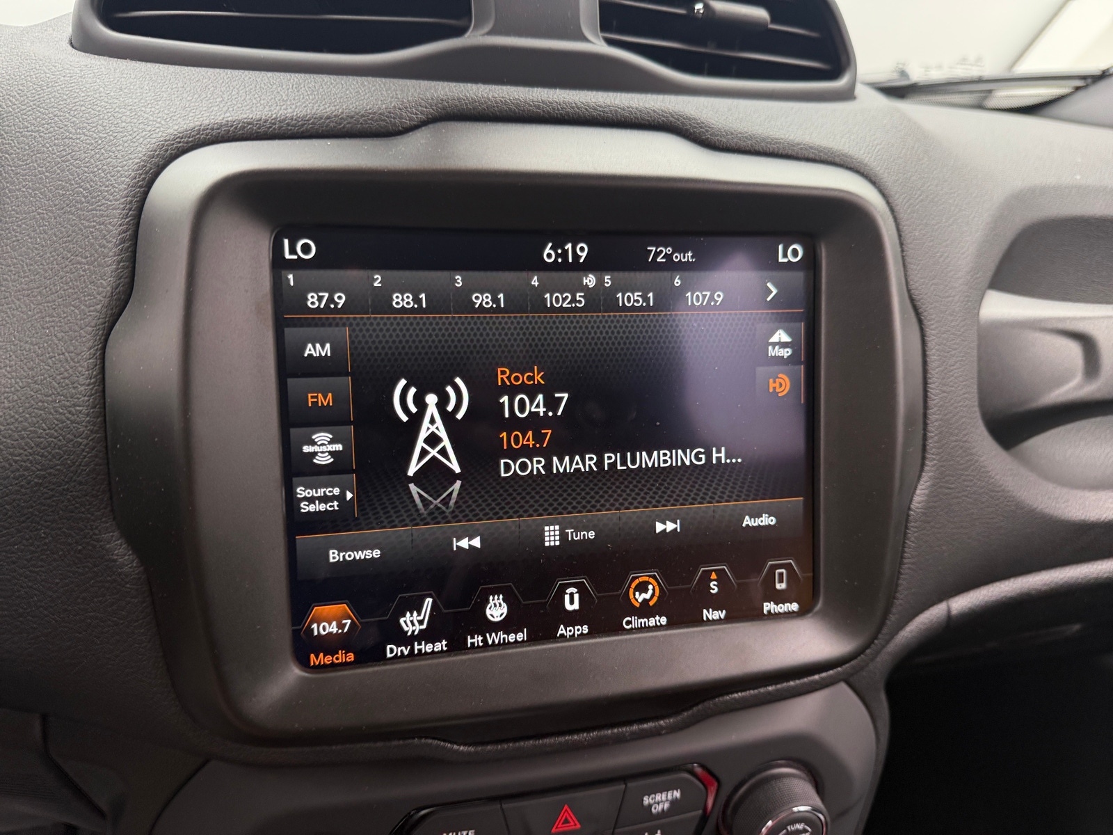 Thumbnail: 2023 Jeep Renegade - 3