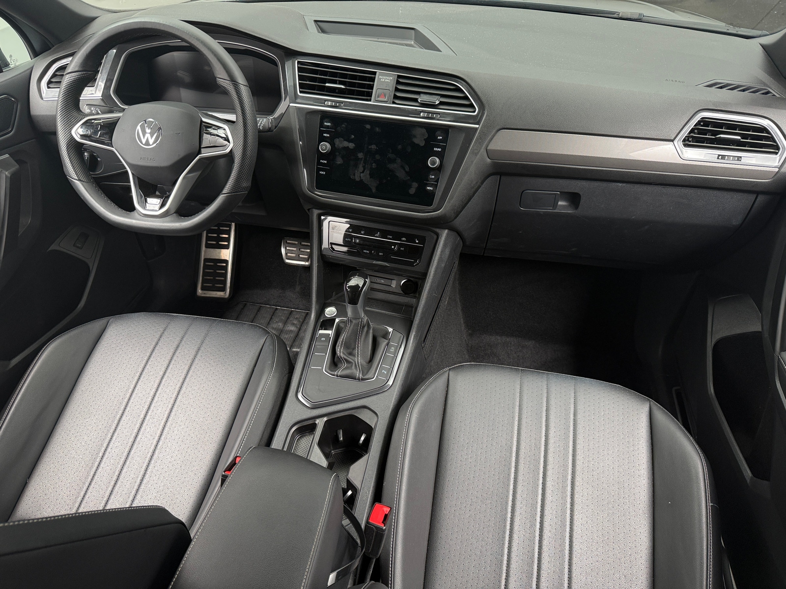 Thumbnail: 2024 Volkswagen Tiguan - 2