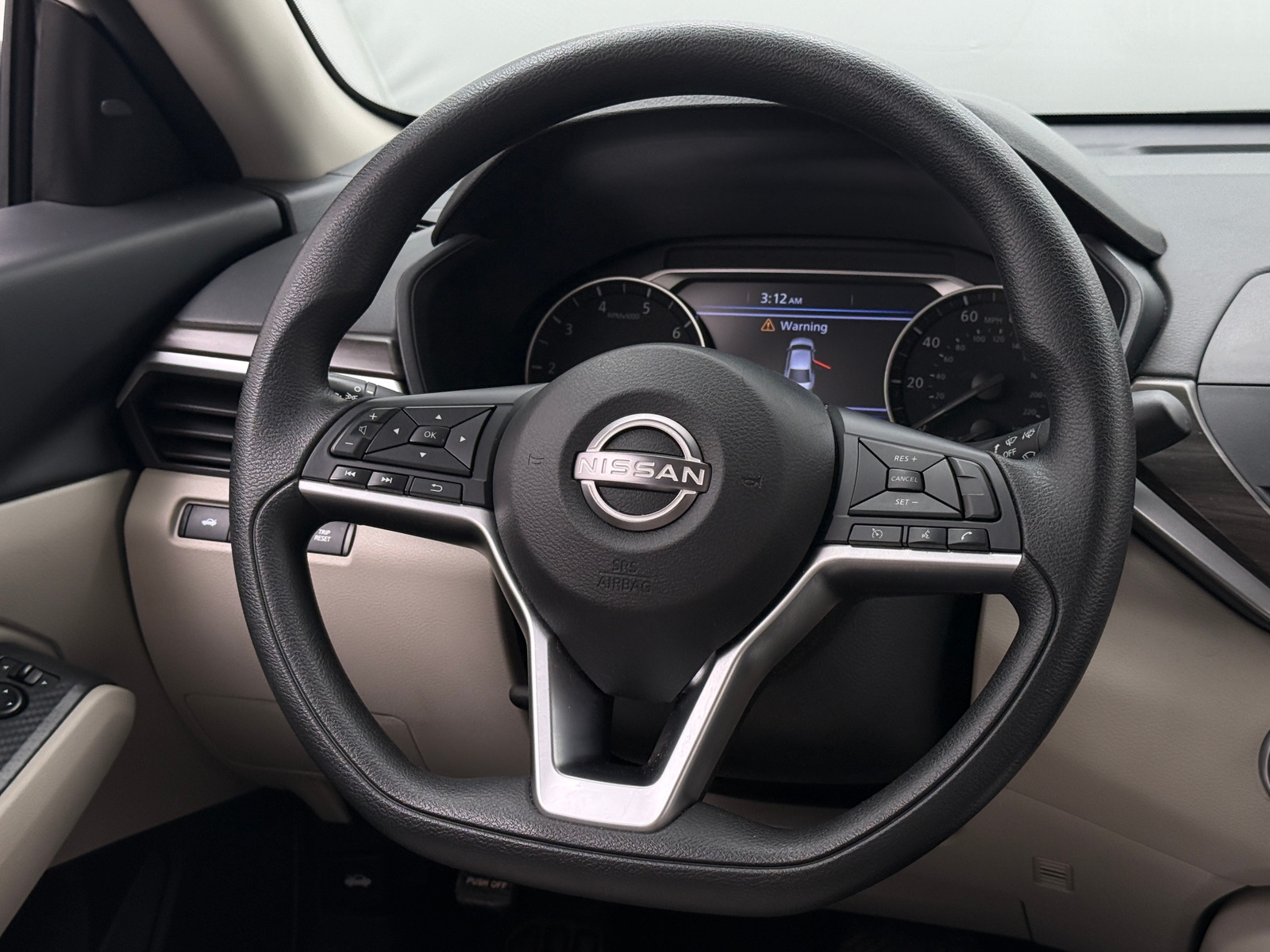 Thumbnail: 2024 Nissan Altima - 5