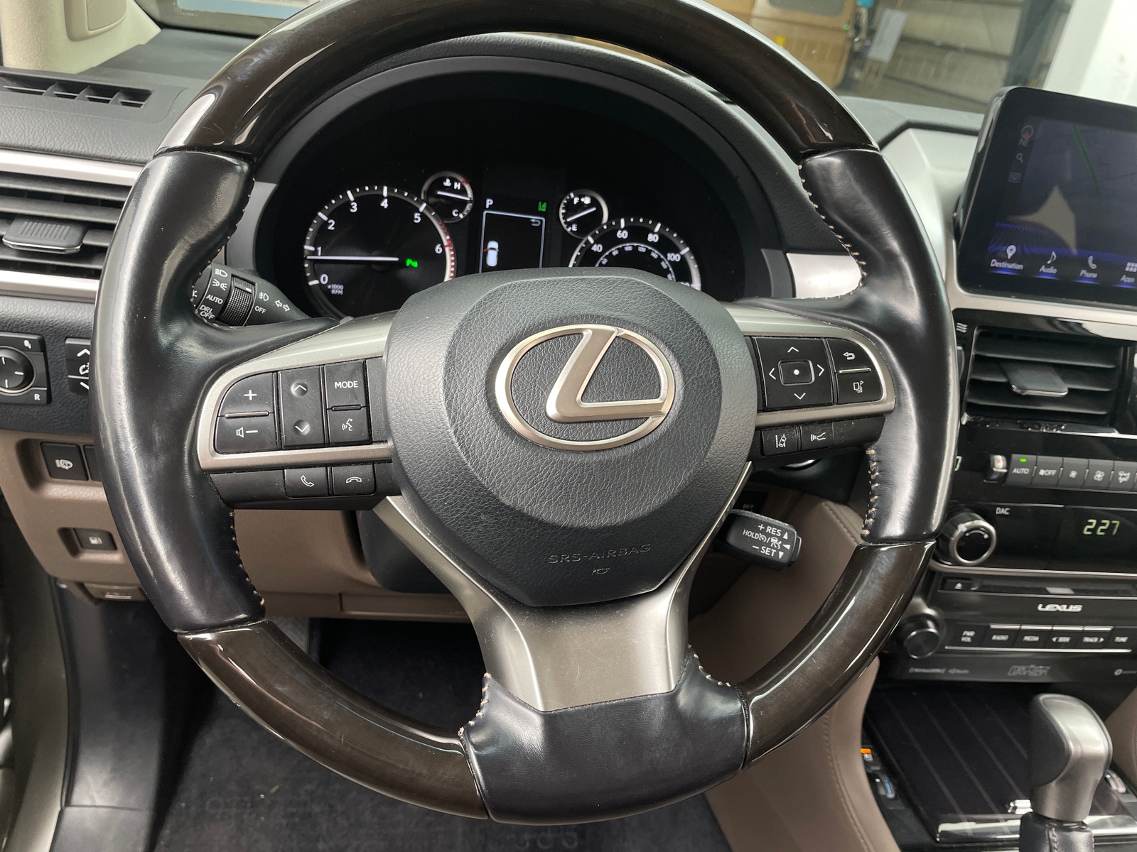 Thumbnail: 2022 Lexus GX - 4