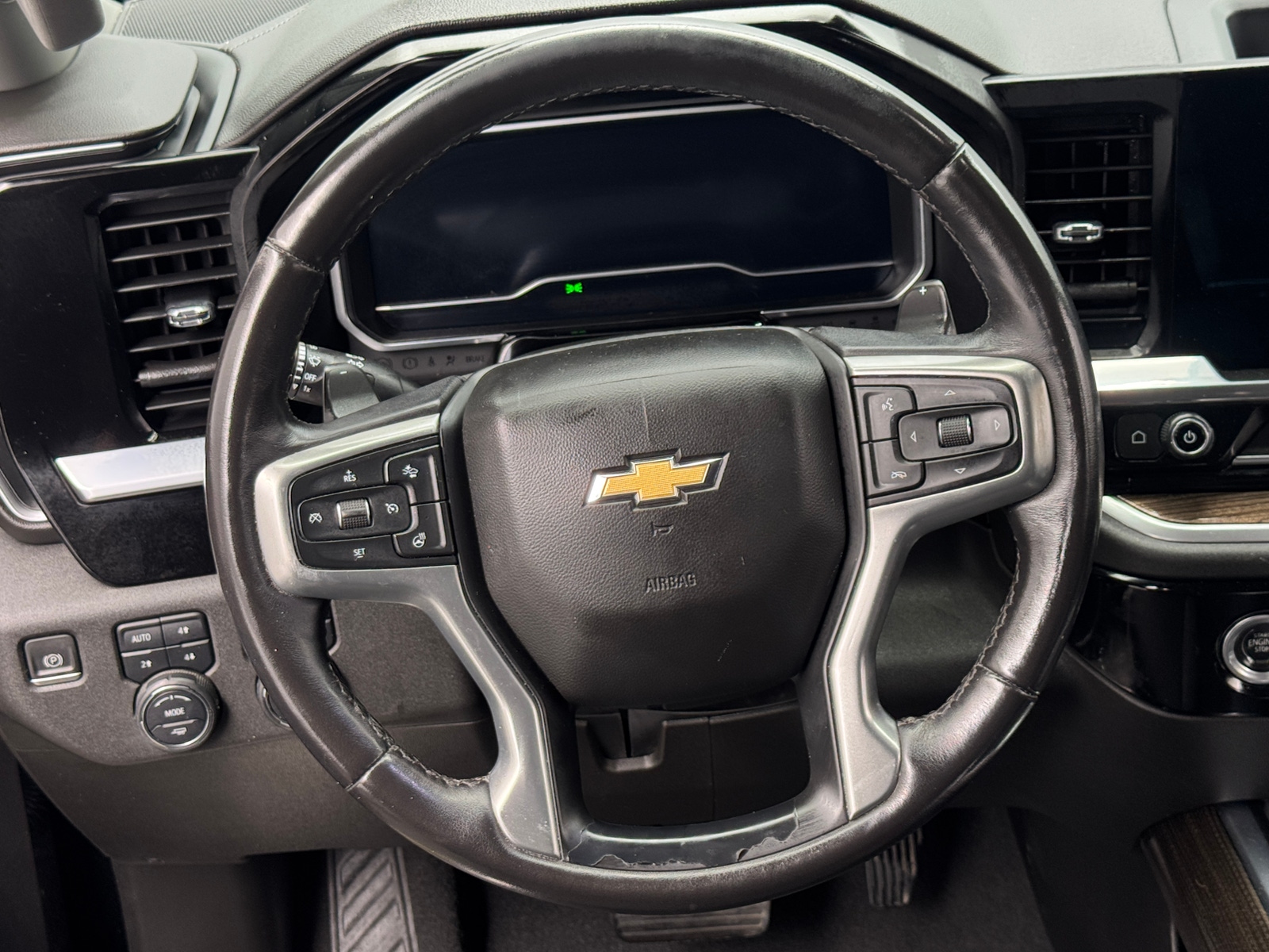 Thumbnail: 2022 Chevrolet Silverado 1500 - 5