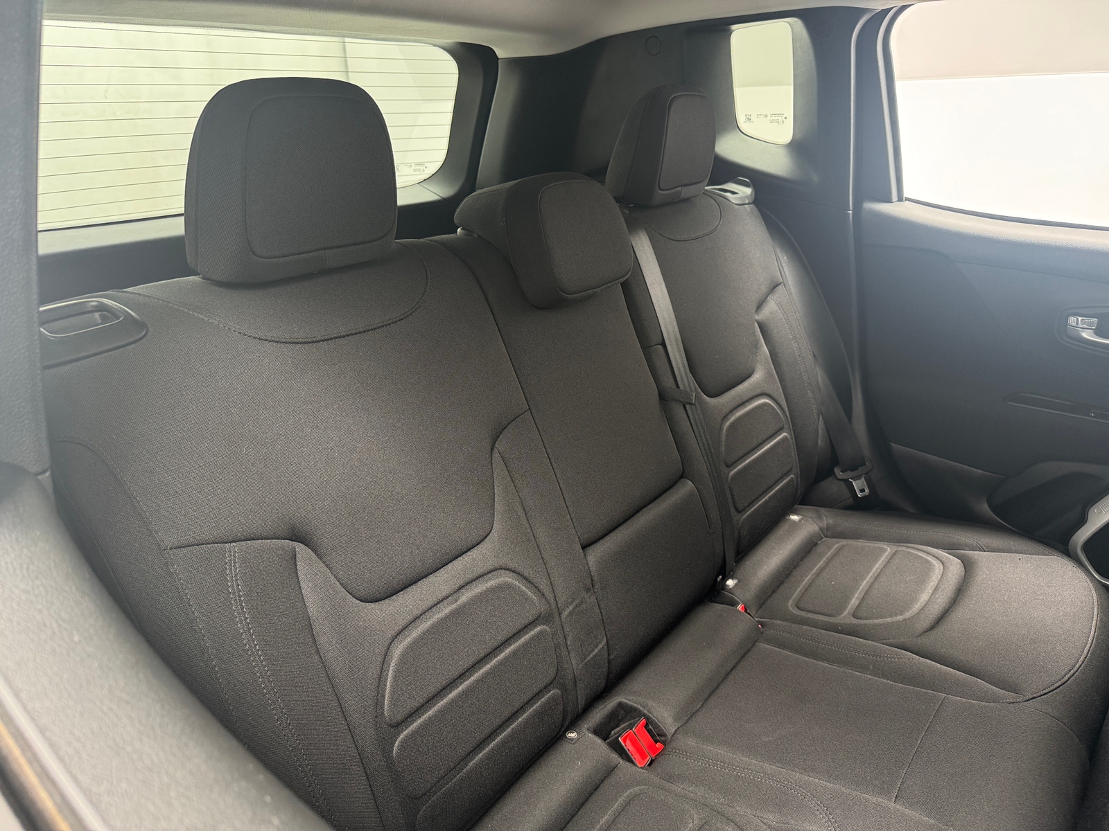 Thumbnail: 2018 Jeep Renegade - 6