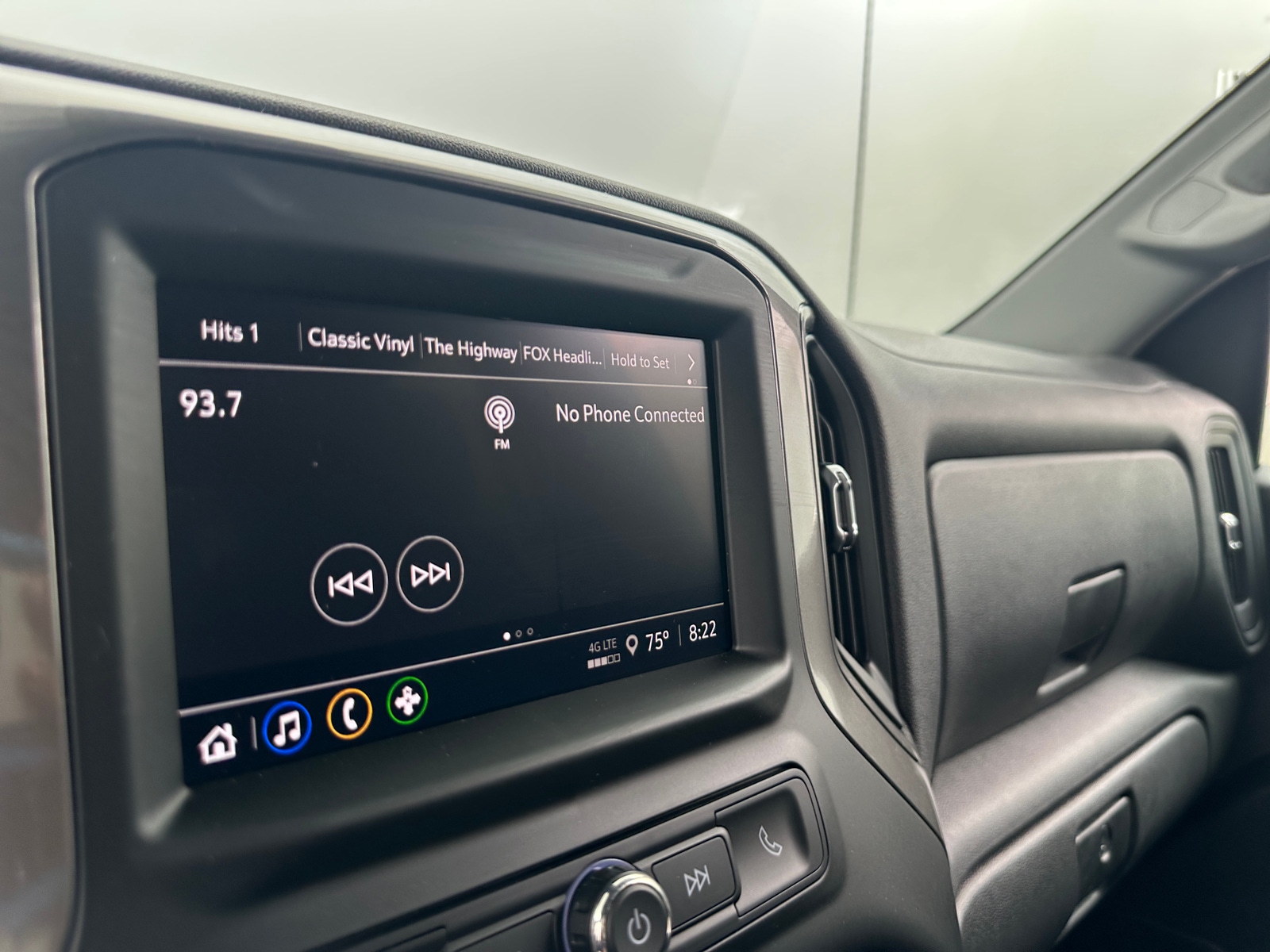 Thumbnail: 2026 Chevrolet Silverado 1500 - 4