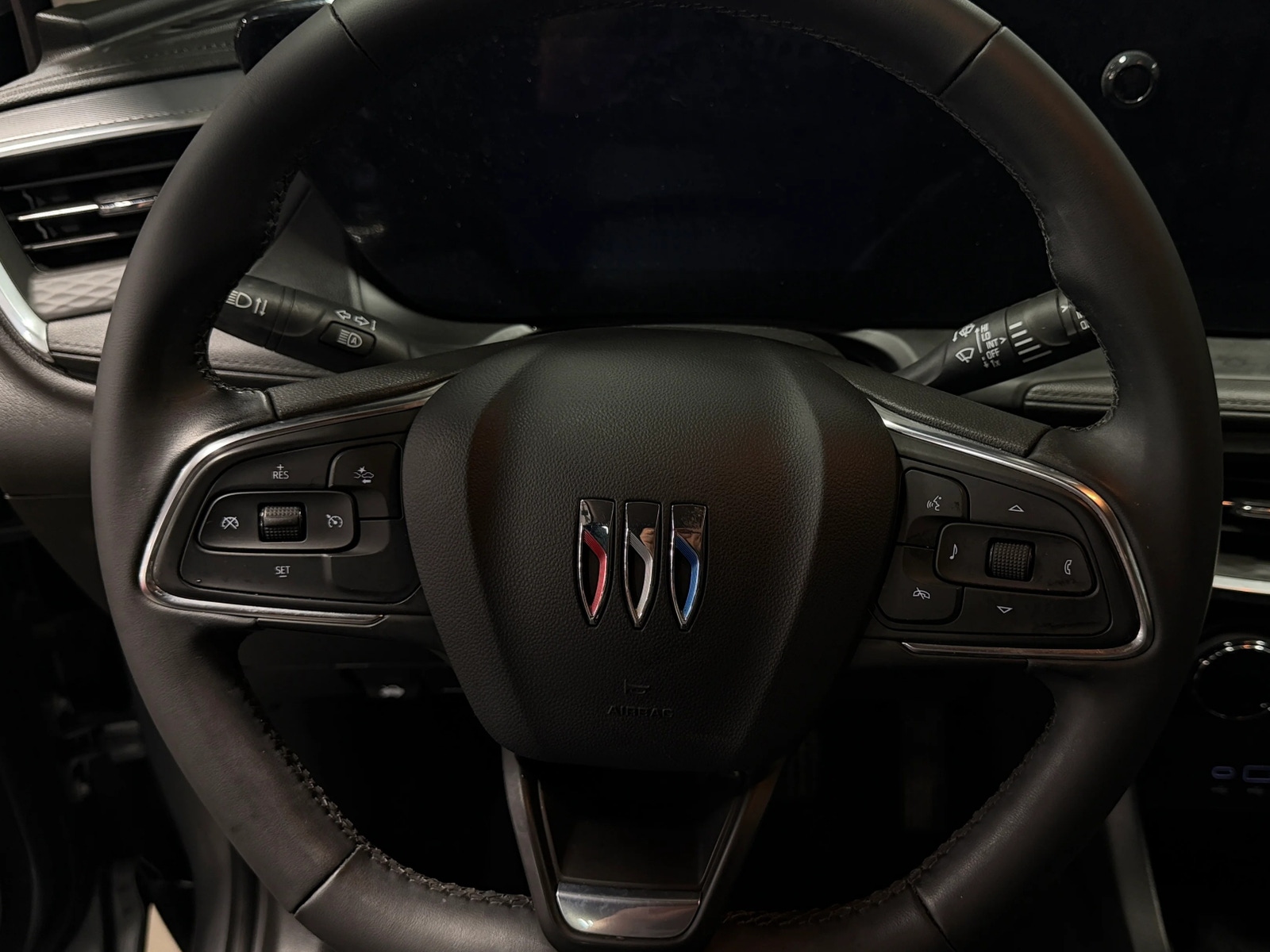 Thumbnail: 2024 Buick Encore GX - 4
