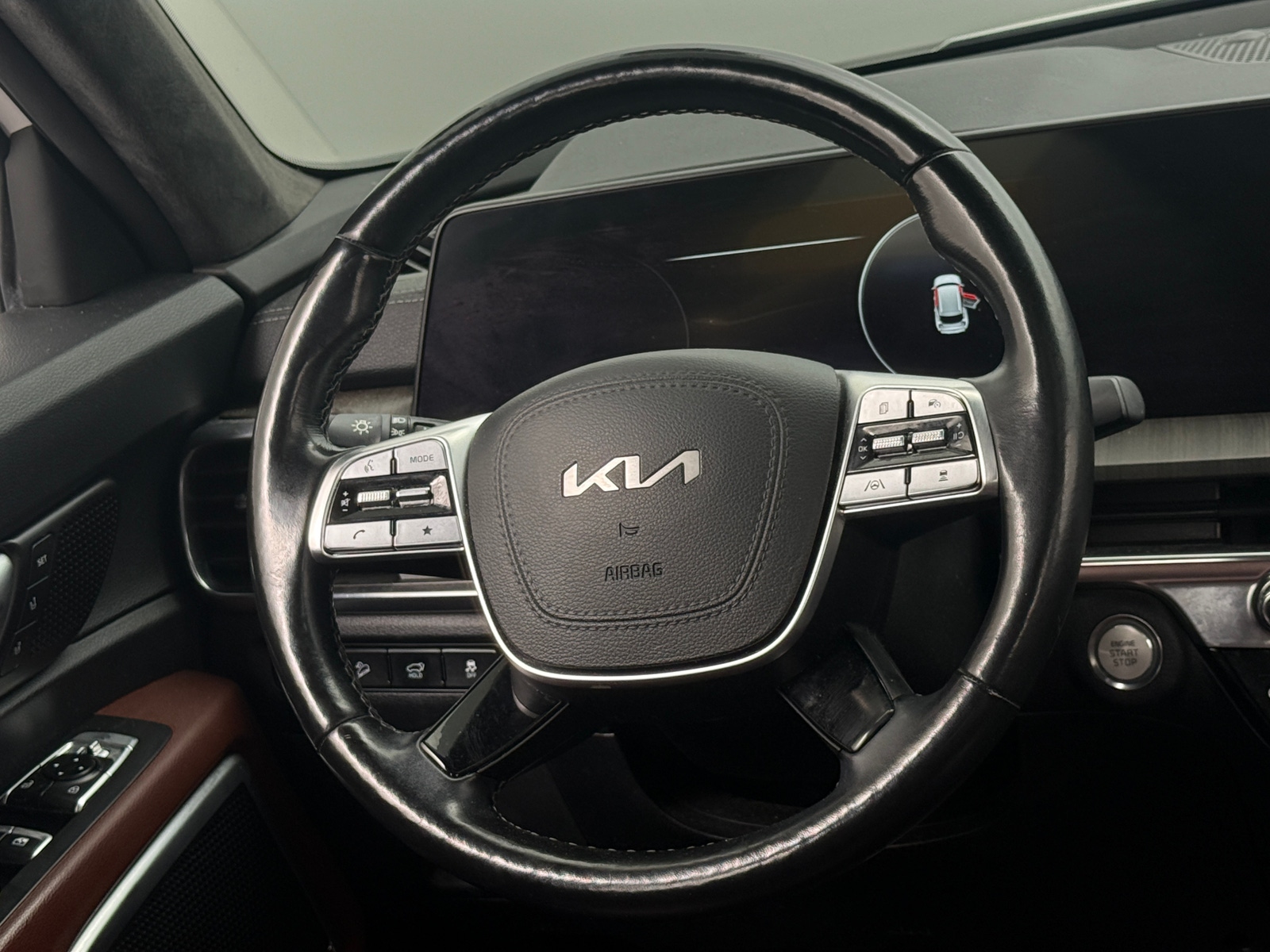 Thumbnail: 2023 Kia Telluride - 4