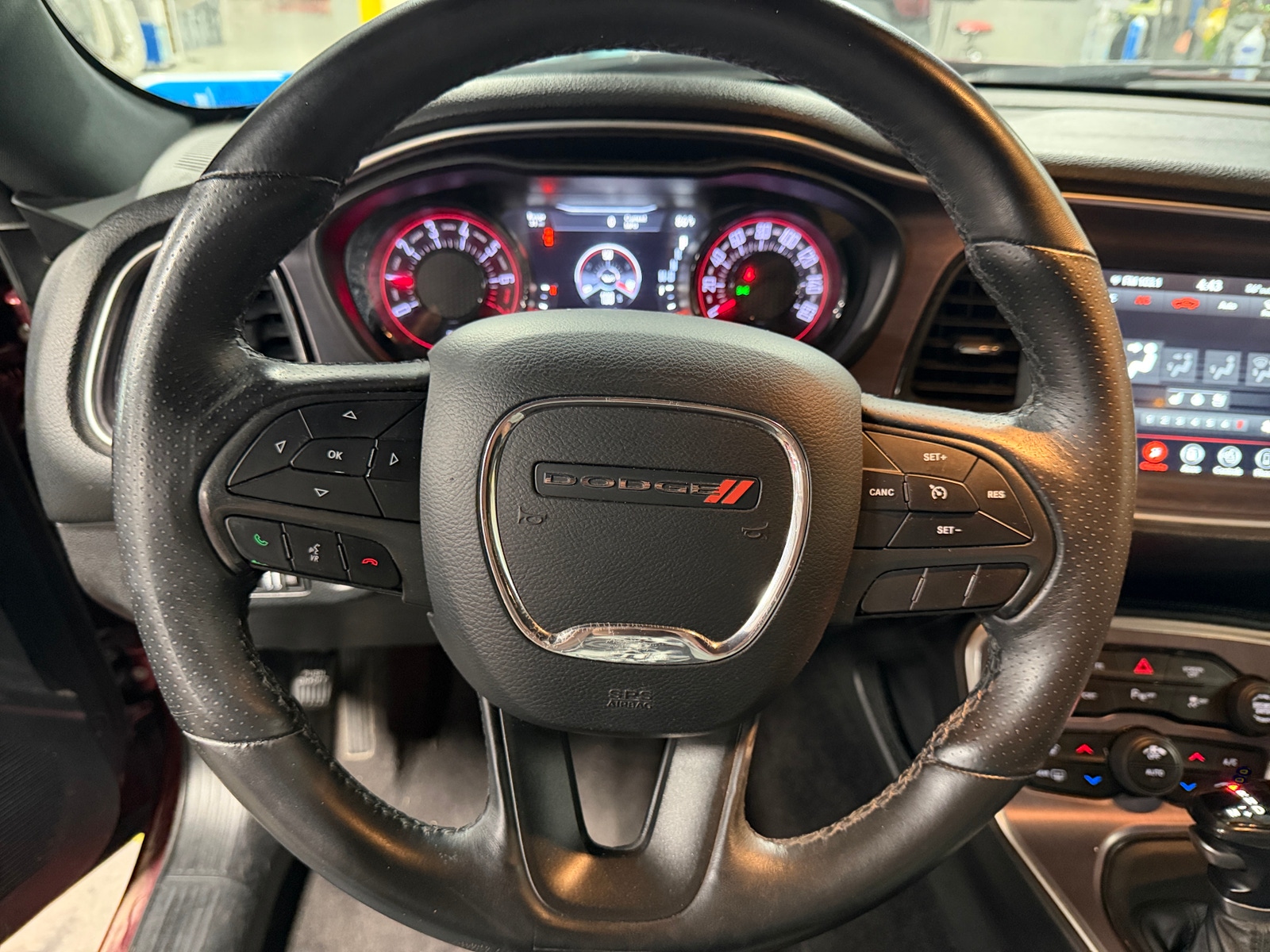 Thumbnail: 2018 Dodge Challenger - 3
