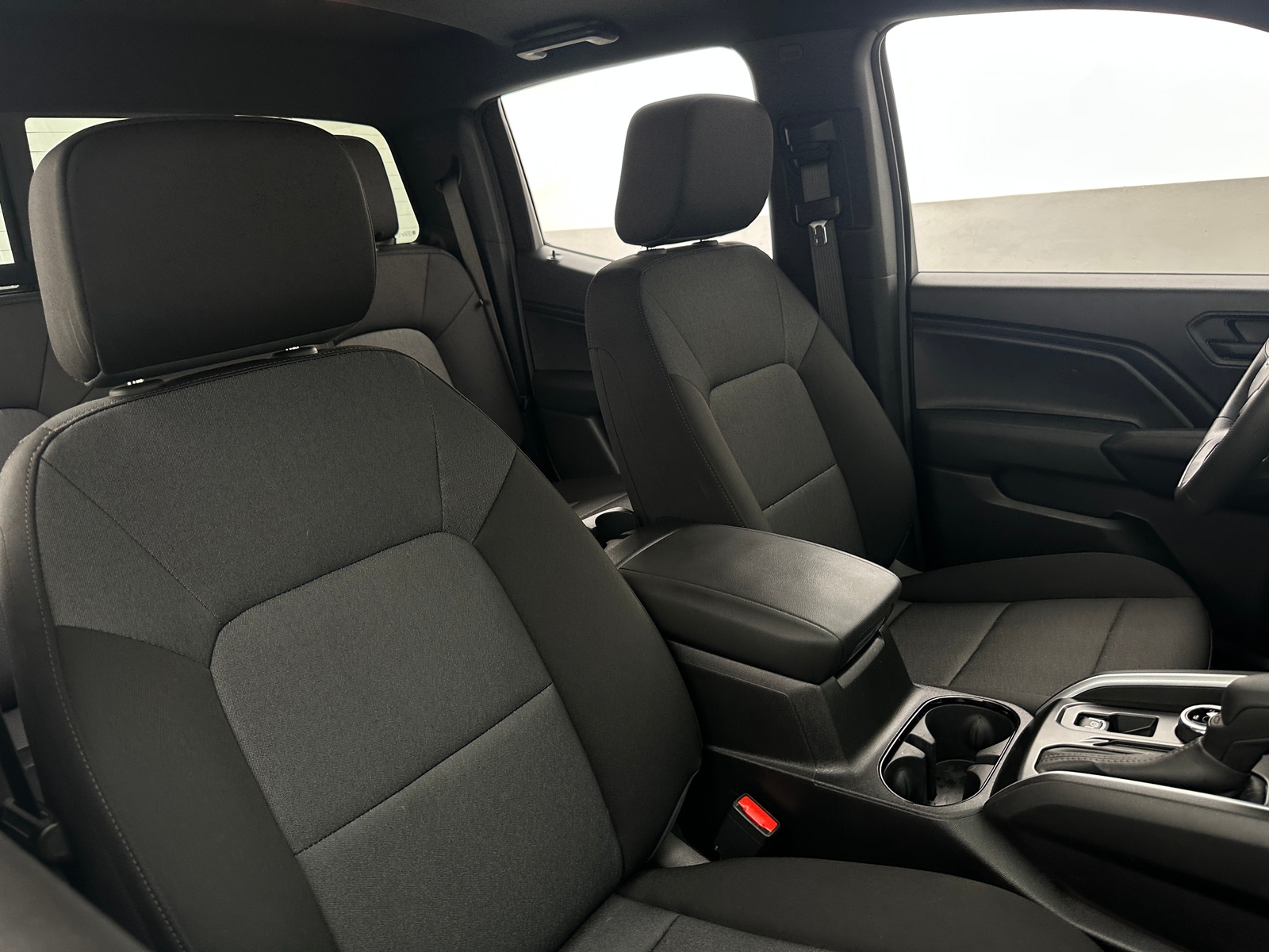 Thumbnail: 2025 Chevrolet Colorado - 2