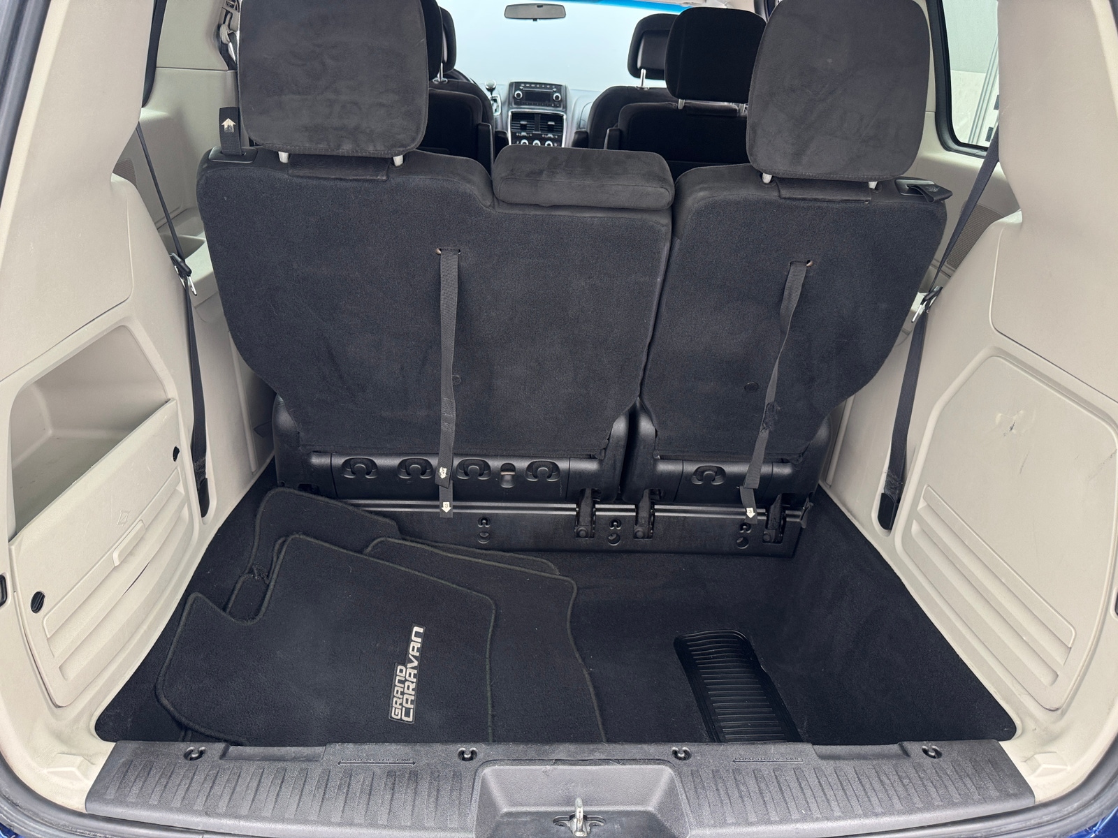 Thumbnail: 2011 Dodge Grand Caravan - 7