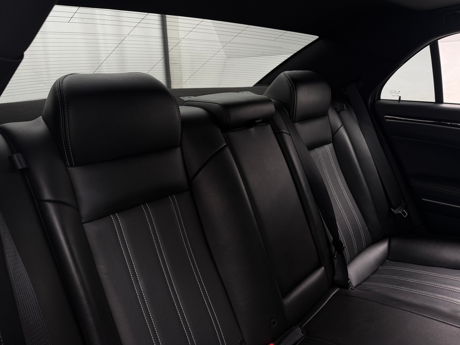 Thumbnail: 2023 Chrysler 300 - 5