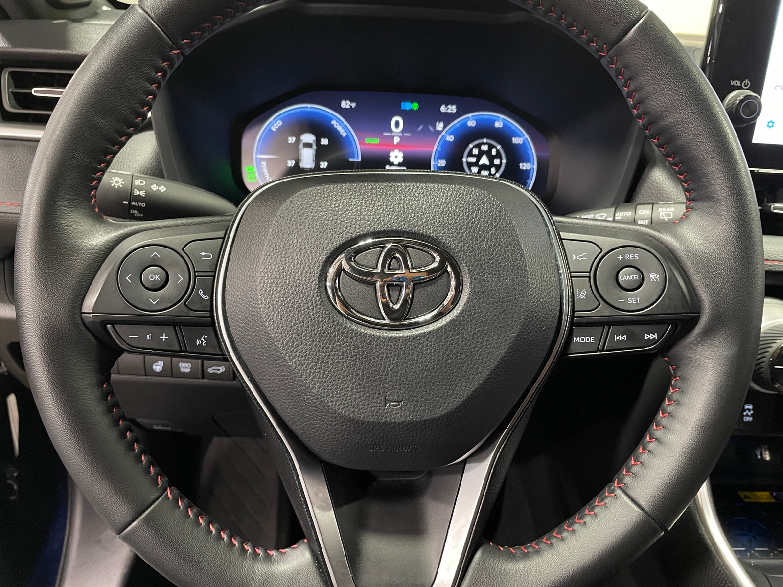 Thumbnail: 2025 Toyota RAV4 - 4
