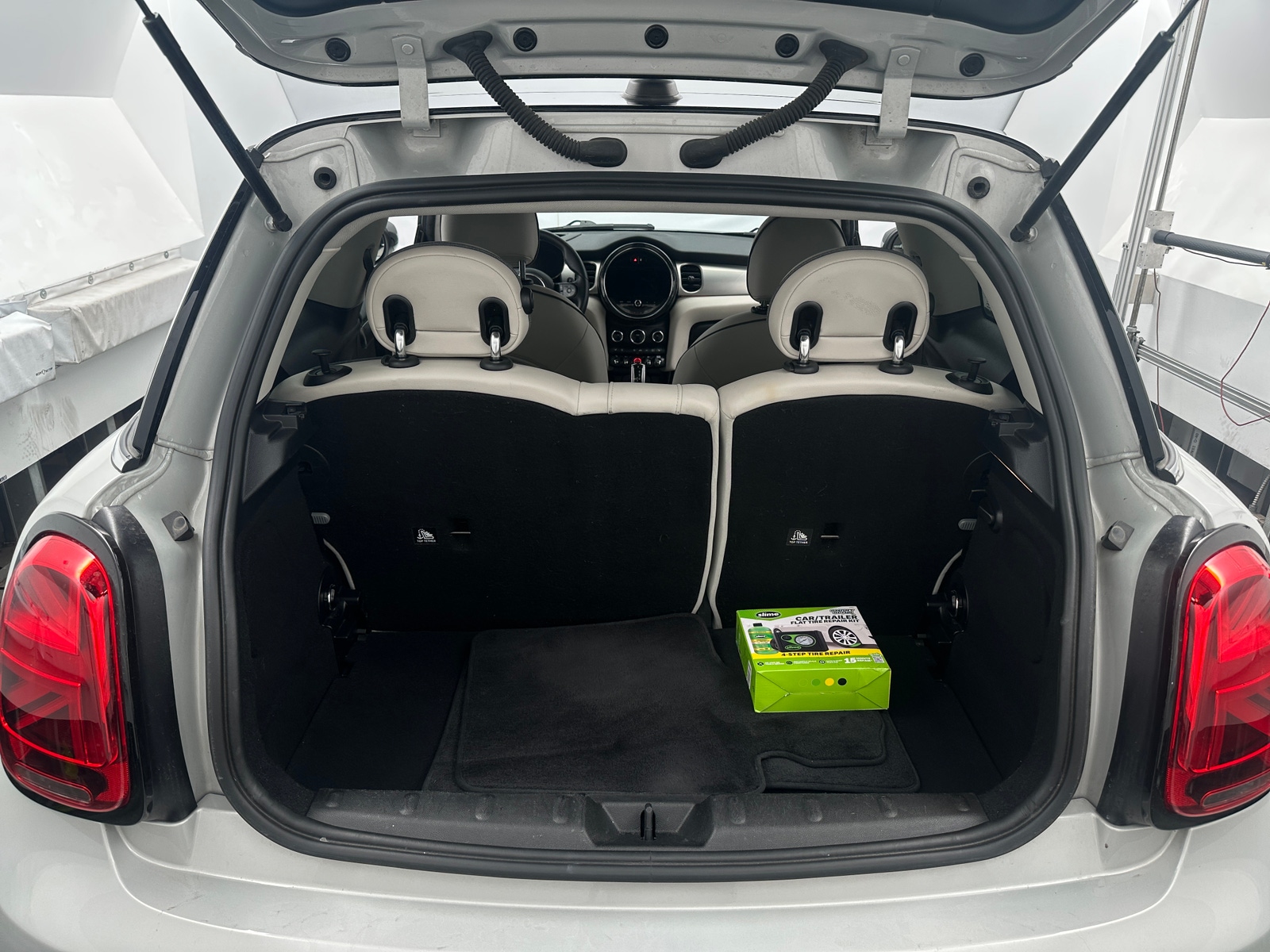 Thumbnail: 2023 MINI Cooper Hardtop - 6