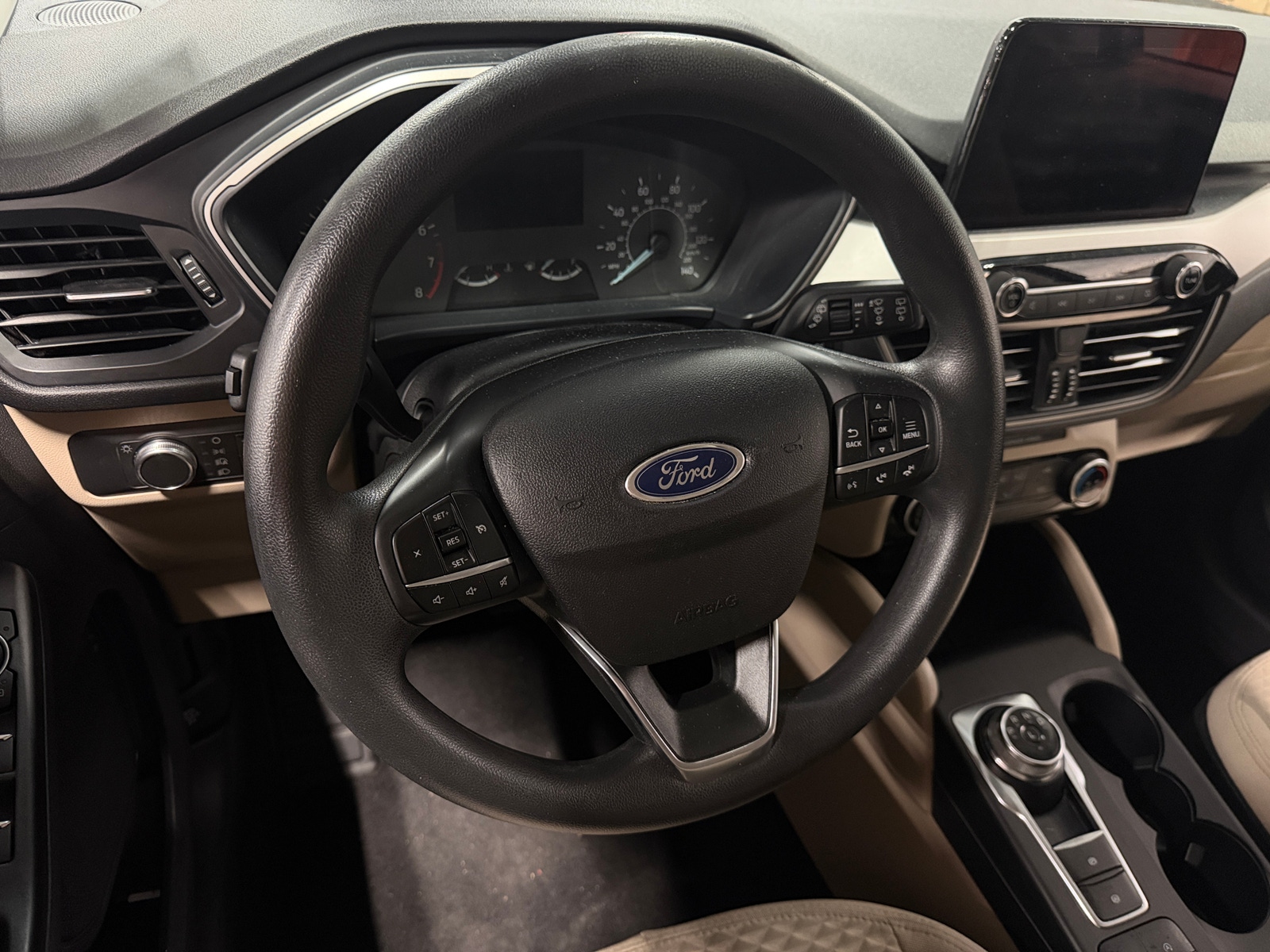 Thumbnail: 2022 Ford Escape - 5