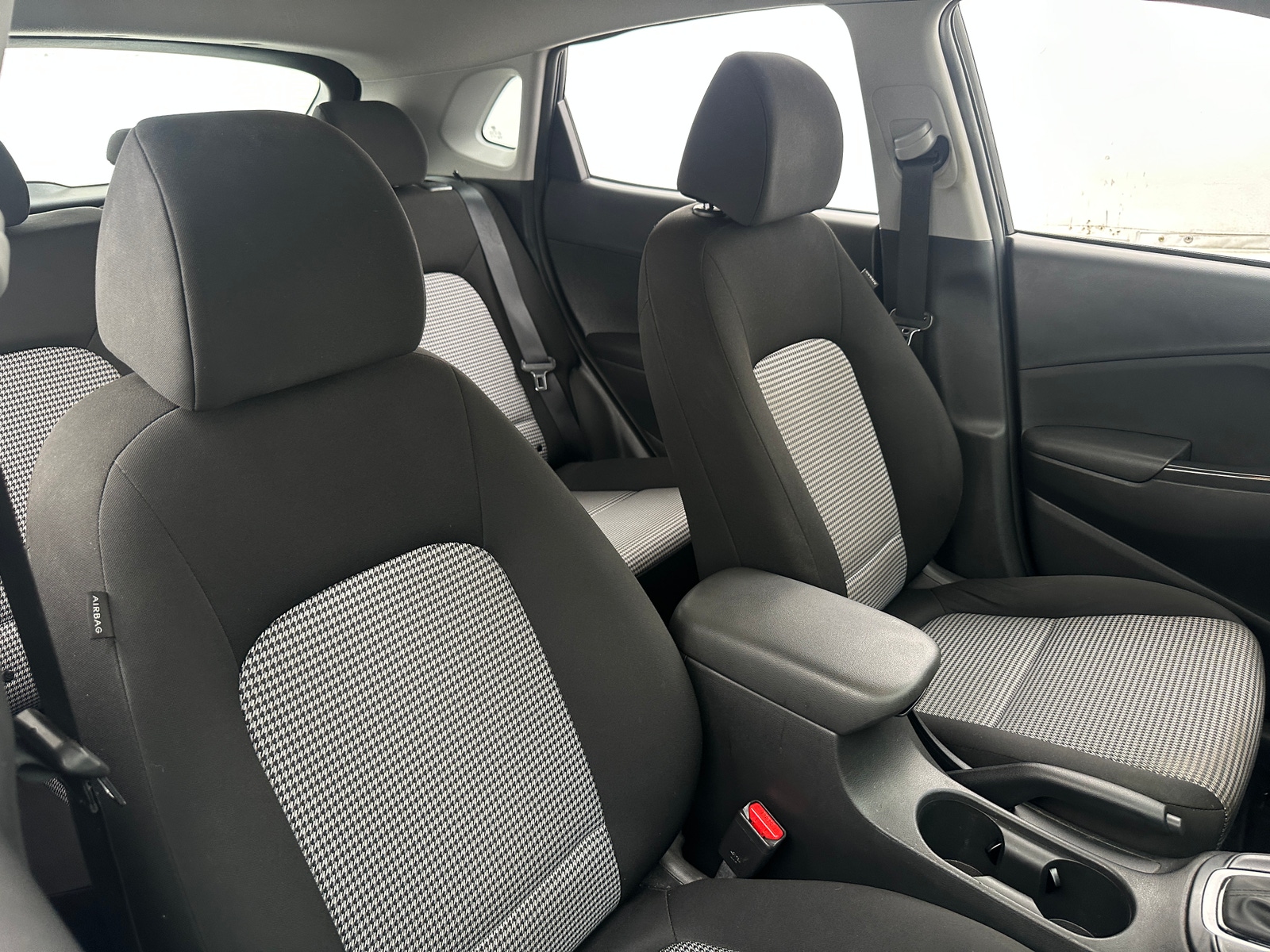 Thumbnail: 2021 Hyundai Kona - 2