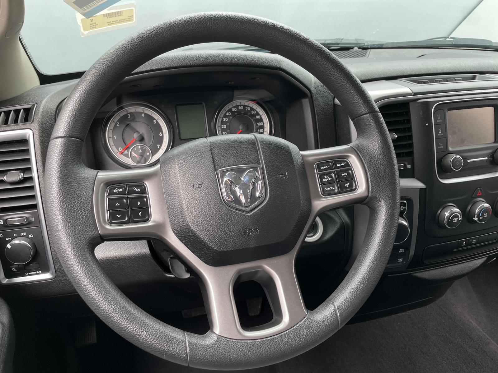 Thumbnail: 2024 RAM 1500 Classic - 5