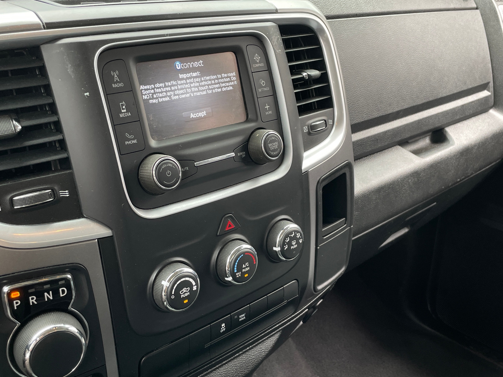 Thumbnail: 2024 RAM 1500 Classic - 4