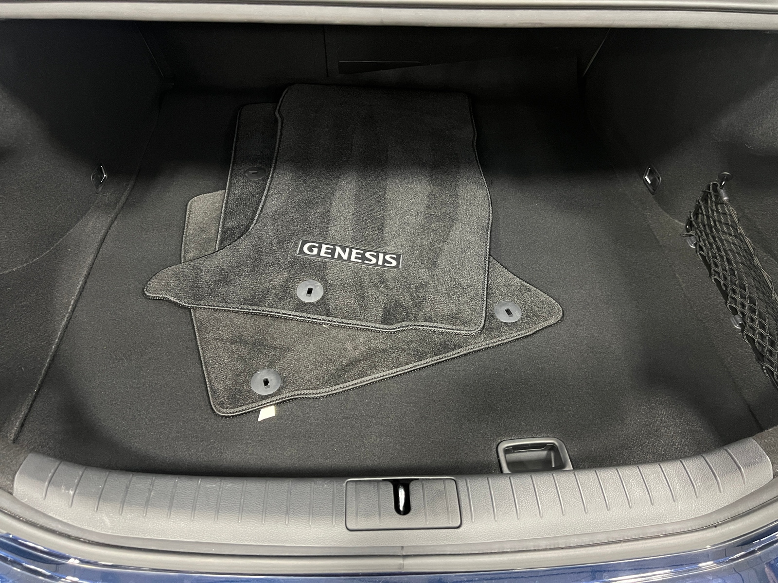 Thumbnail: 2020 Genesis G70 - 6