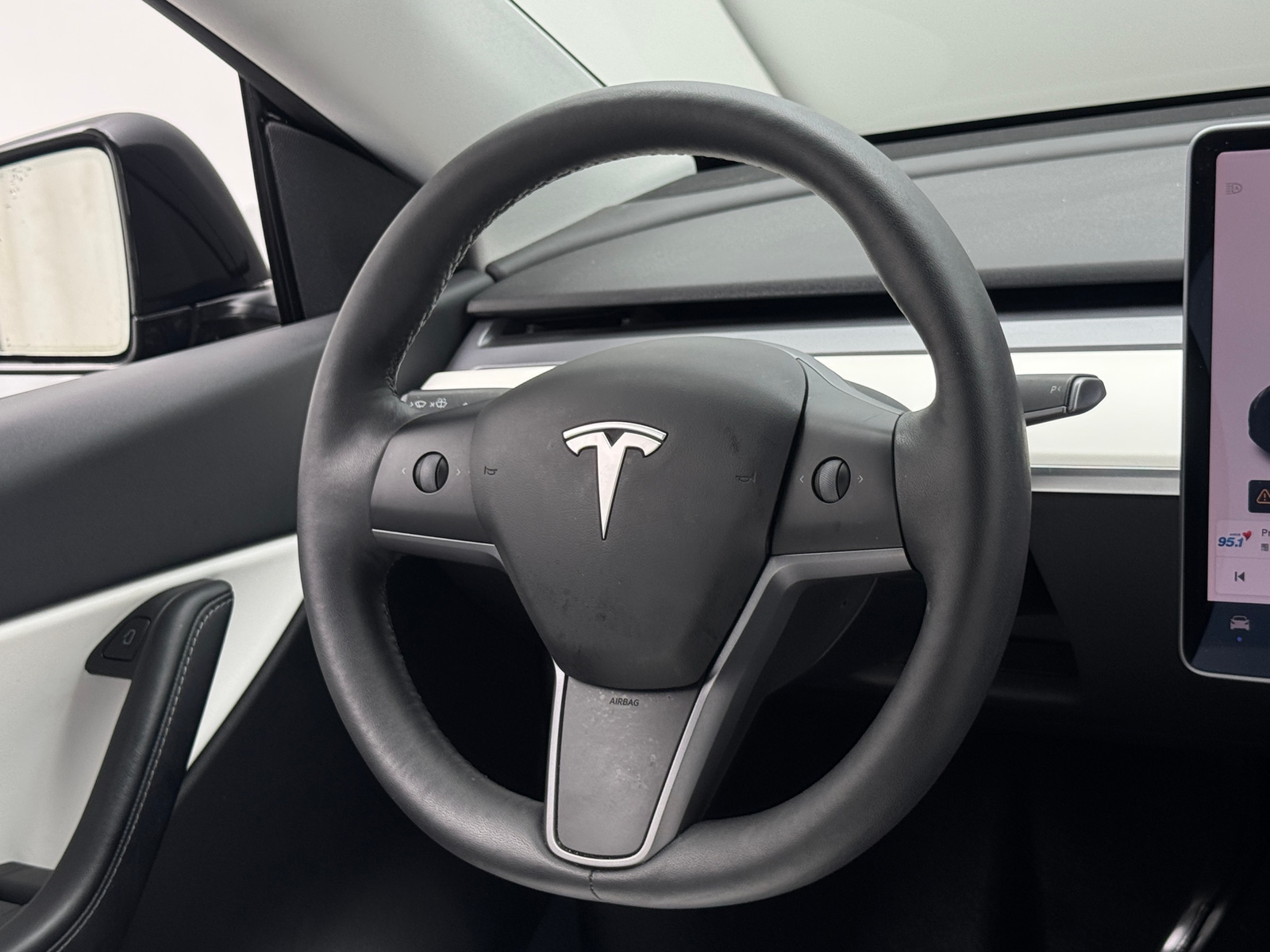 Thumbnail: 2021 Tesla Model Y - 4