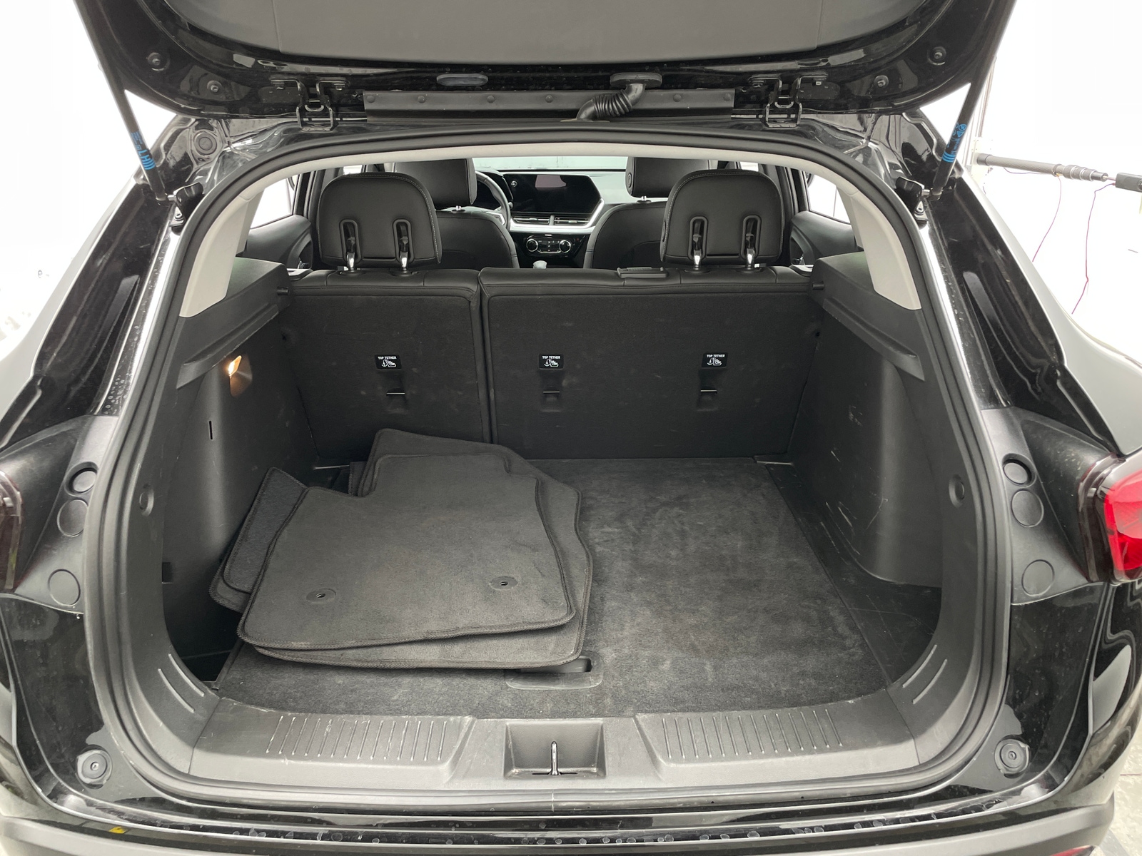 Thumbnail: 2025 Chevrolet Trax - 7
