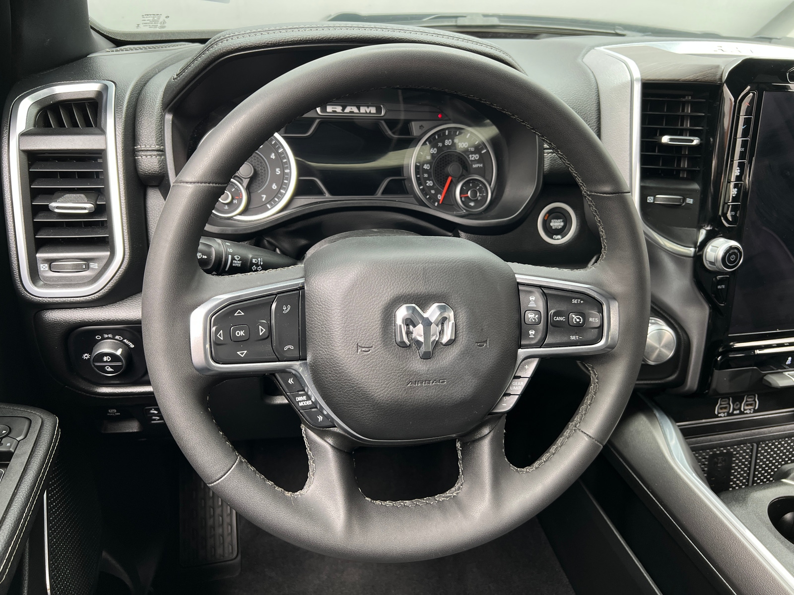 Thumbnail: 2025 RAM 1500 - 4