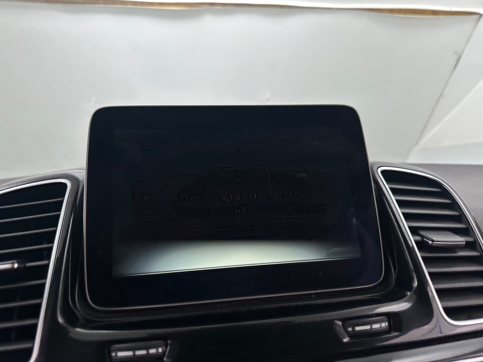 Thumbnail: 2018 Mercedes-Benz GLE - 3