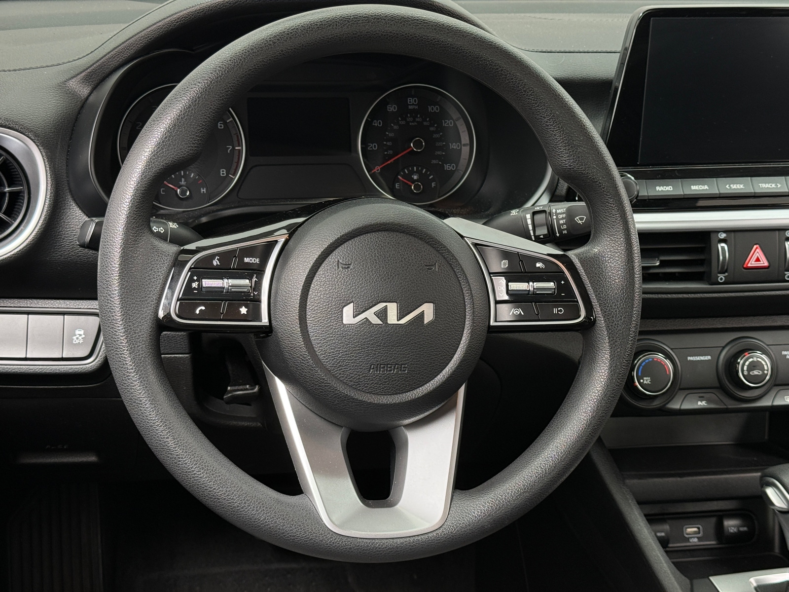 Thumbnail: 2023 Kia Forte - 5