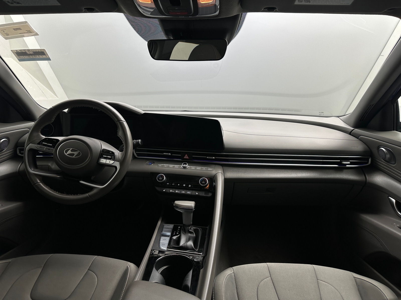 Thumbnail: 2025 Hyundai Elantra - 3